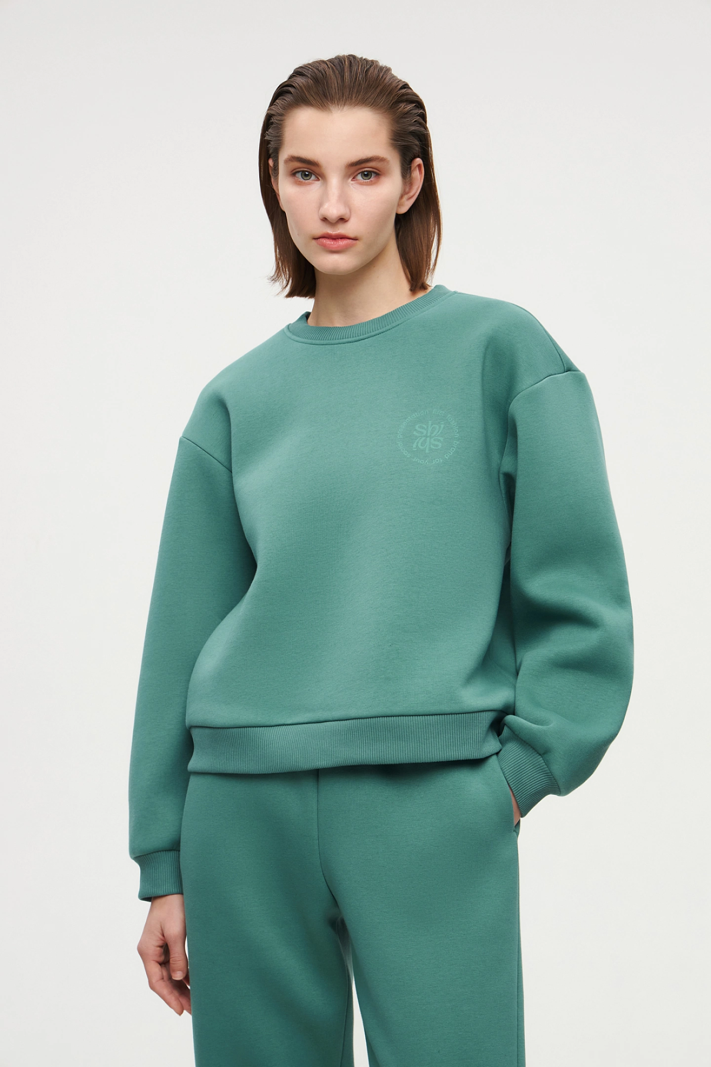 Sweatshirt with logo