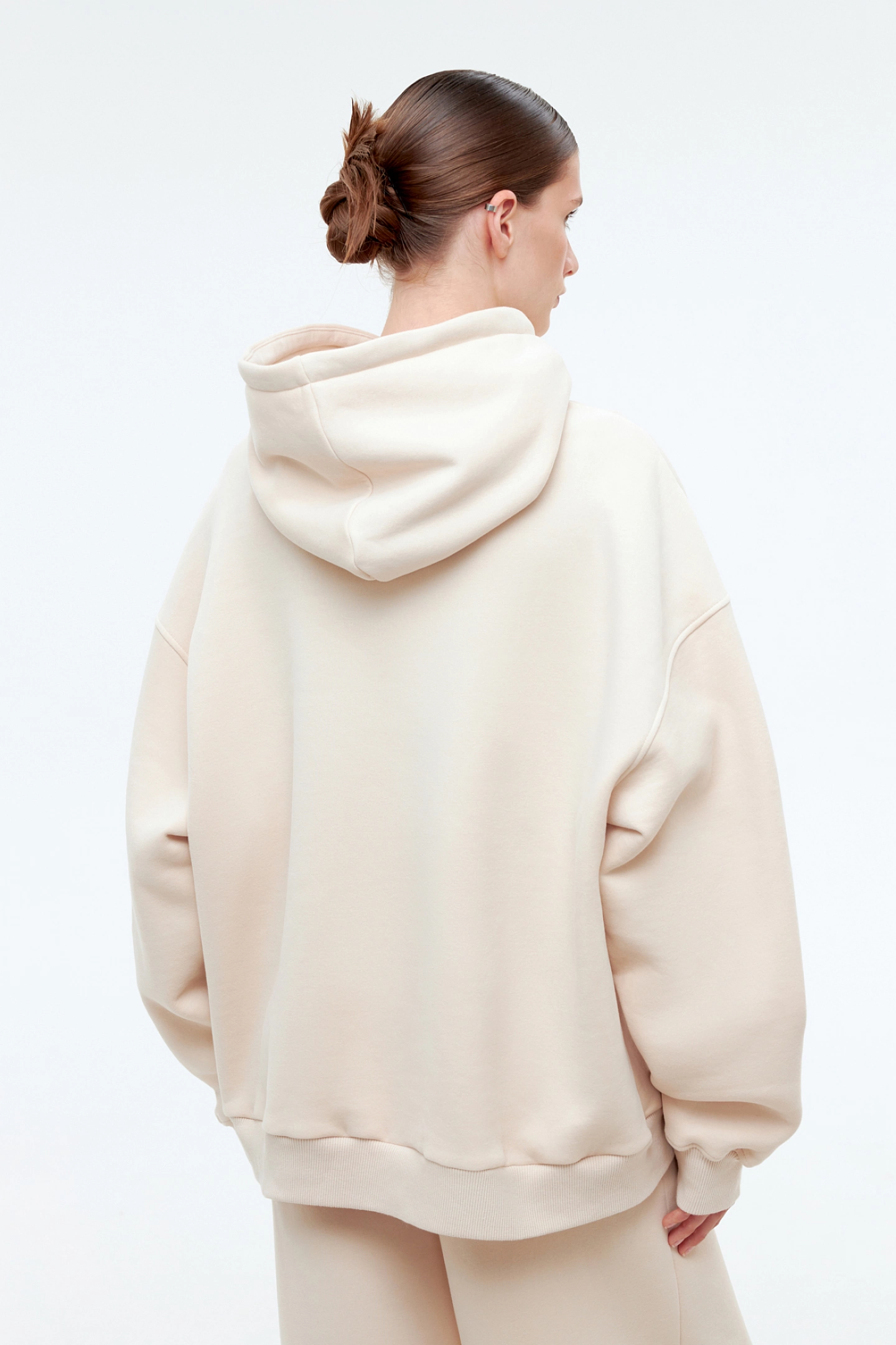 Худи объемный и брюки широкие из трикотажа