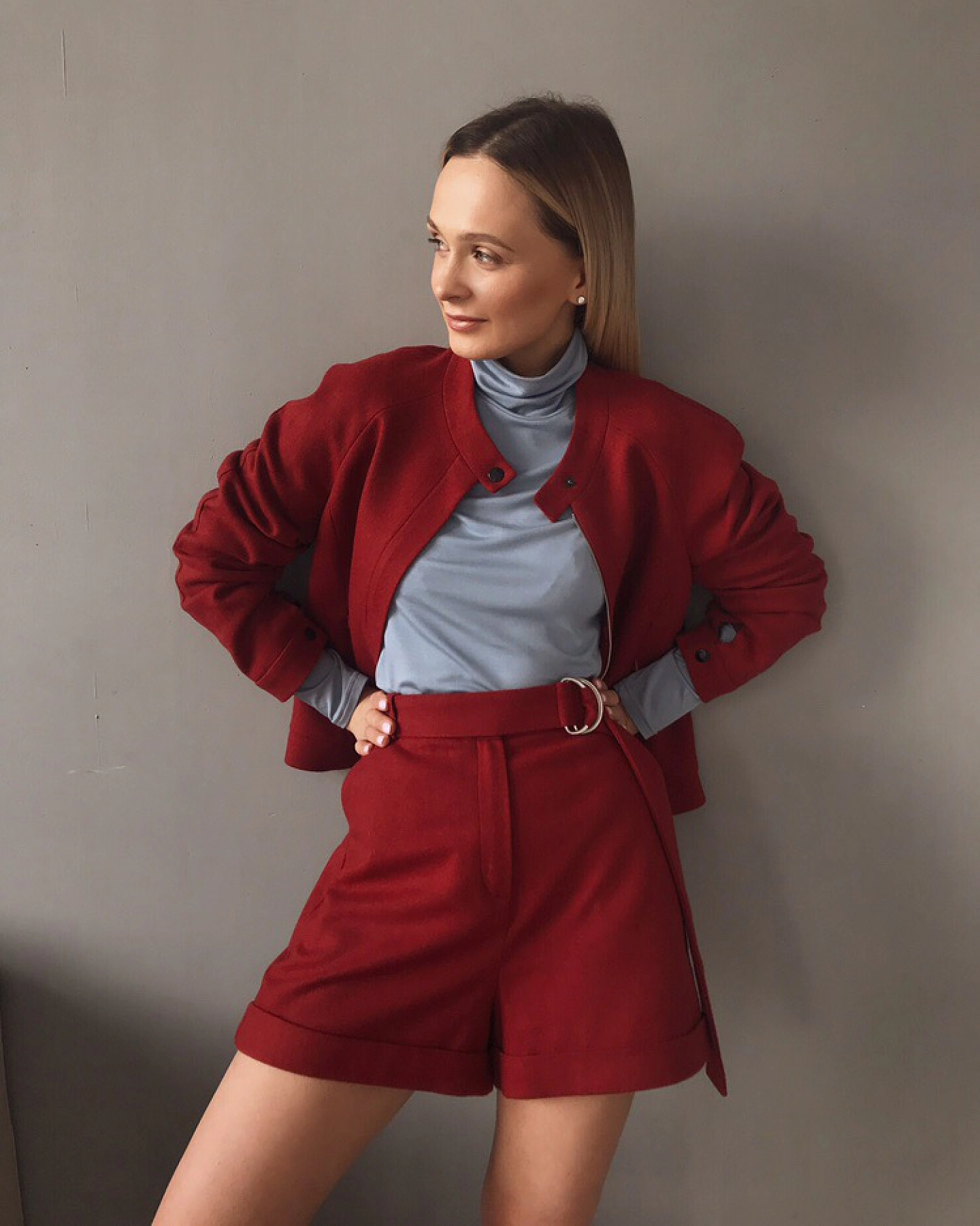 Бомбер реглан и шорты трапеция с отворотами
