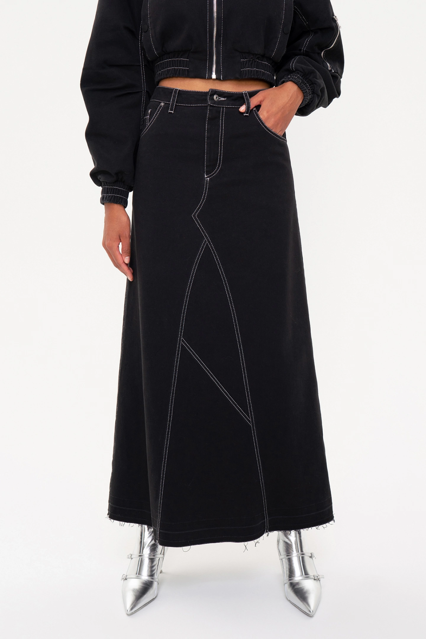 Short bomber jacket with wide sleeves  and a denim maxi skirt