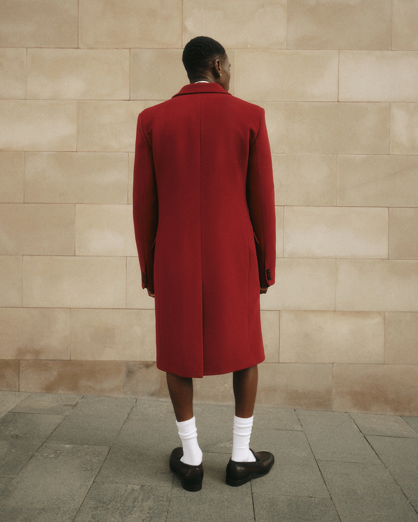 Пальто мужское строгое