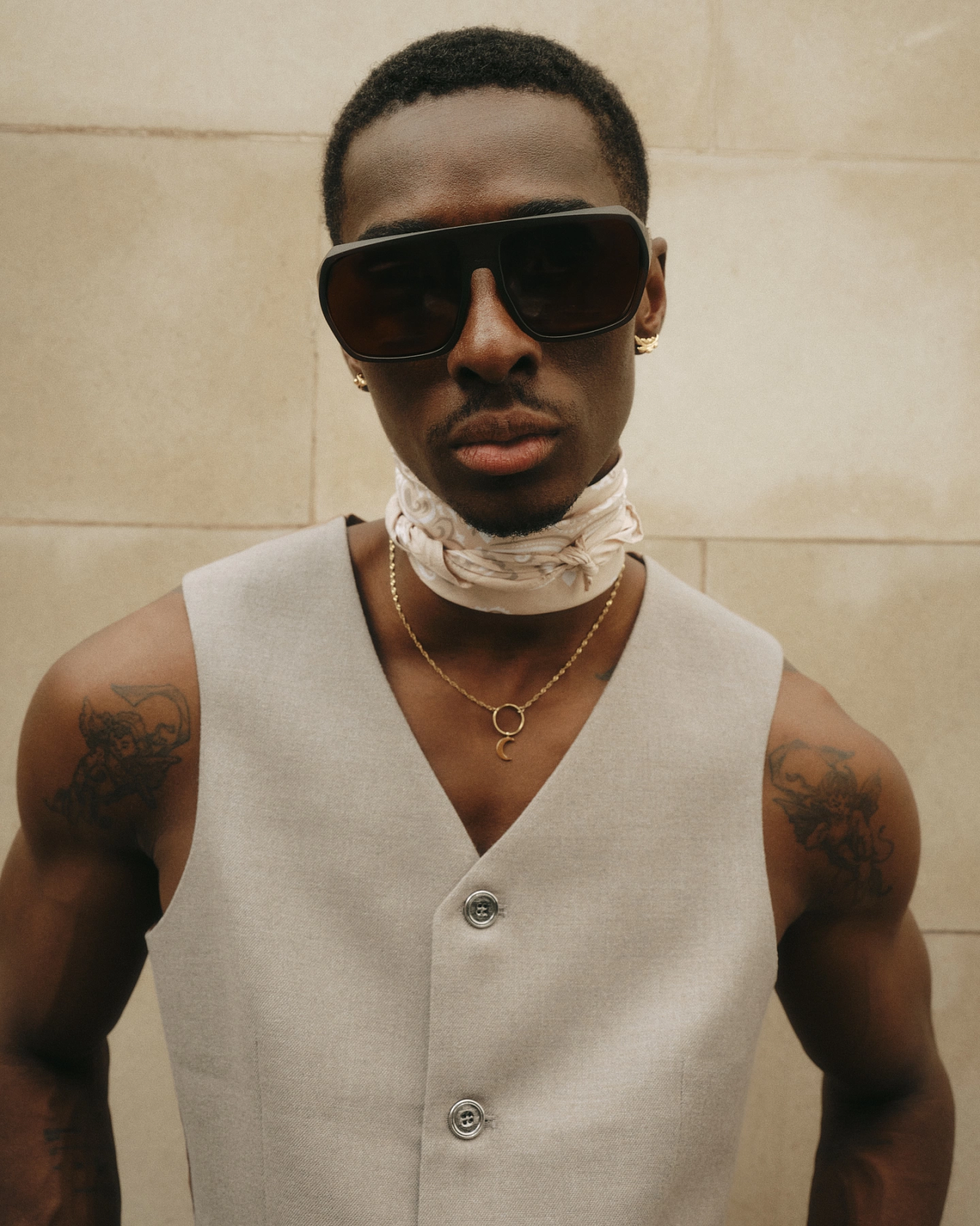 Classic vest and trousers