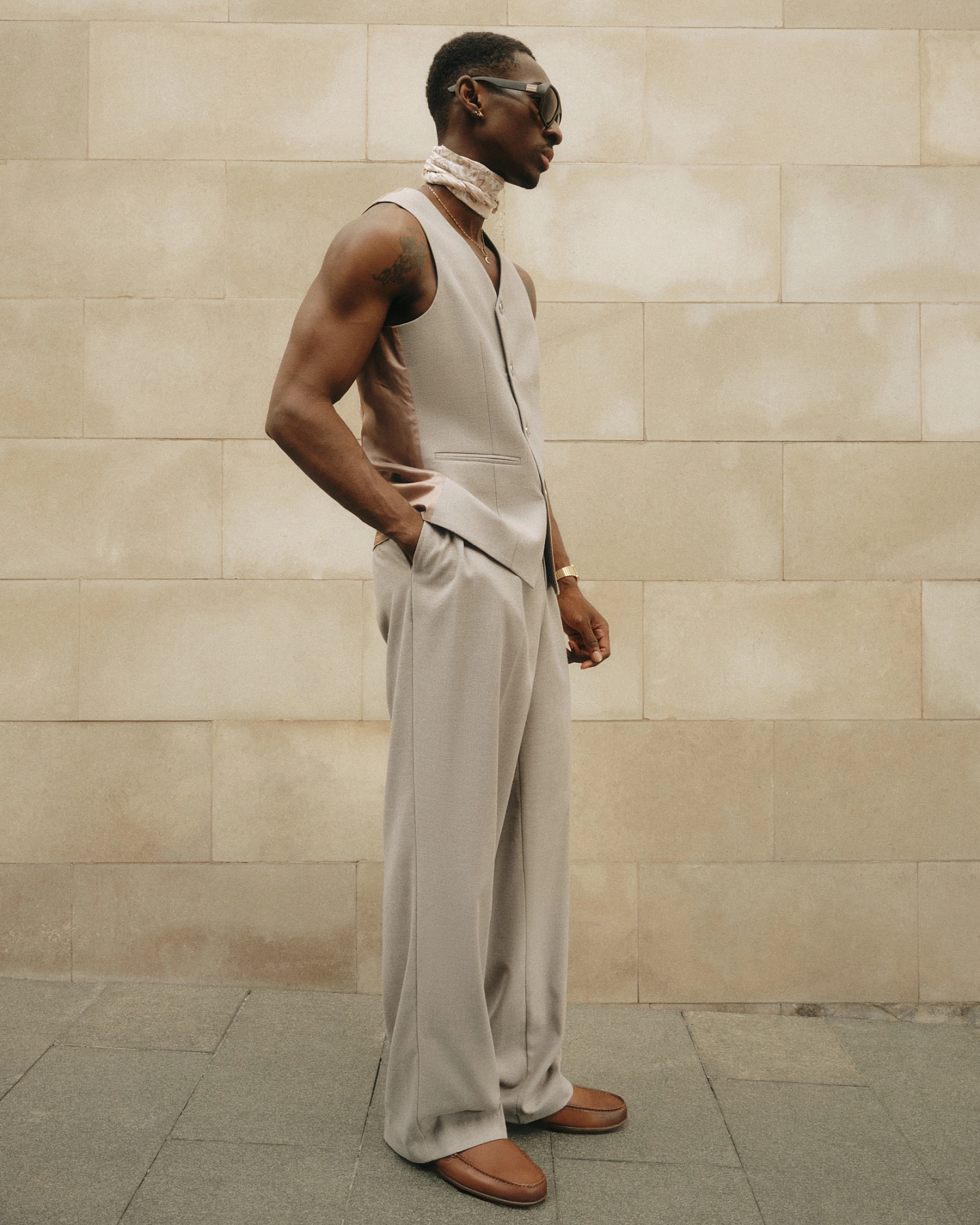 Classic vest and trousers