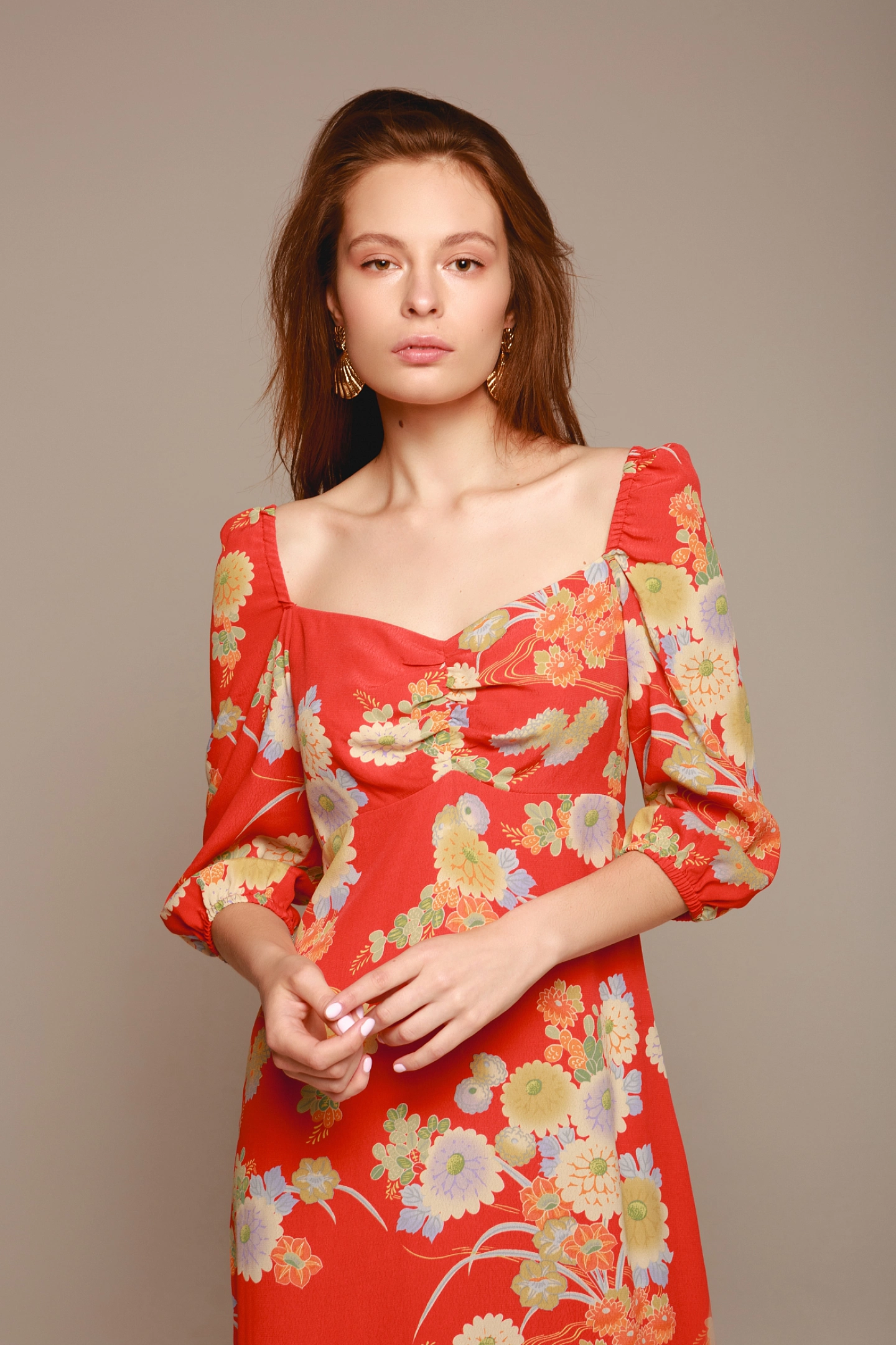 Платье с драпированным лифом