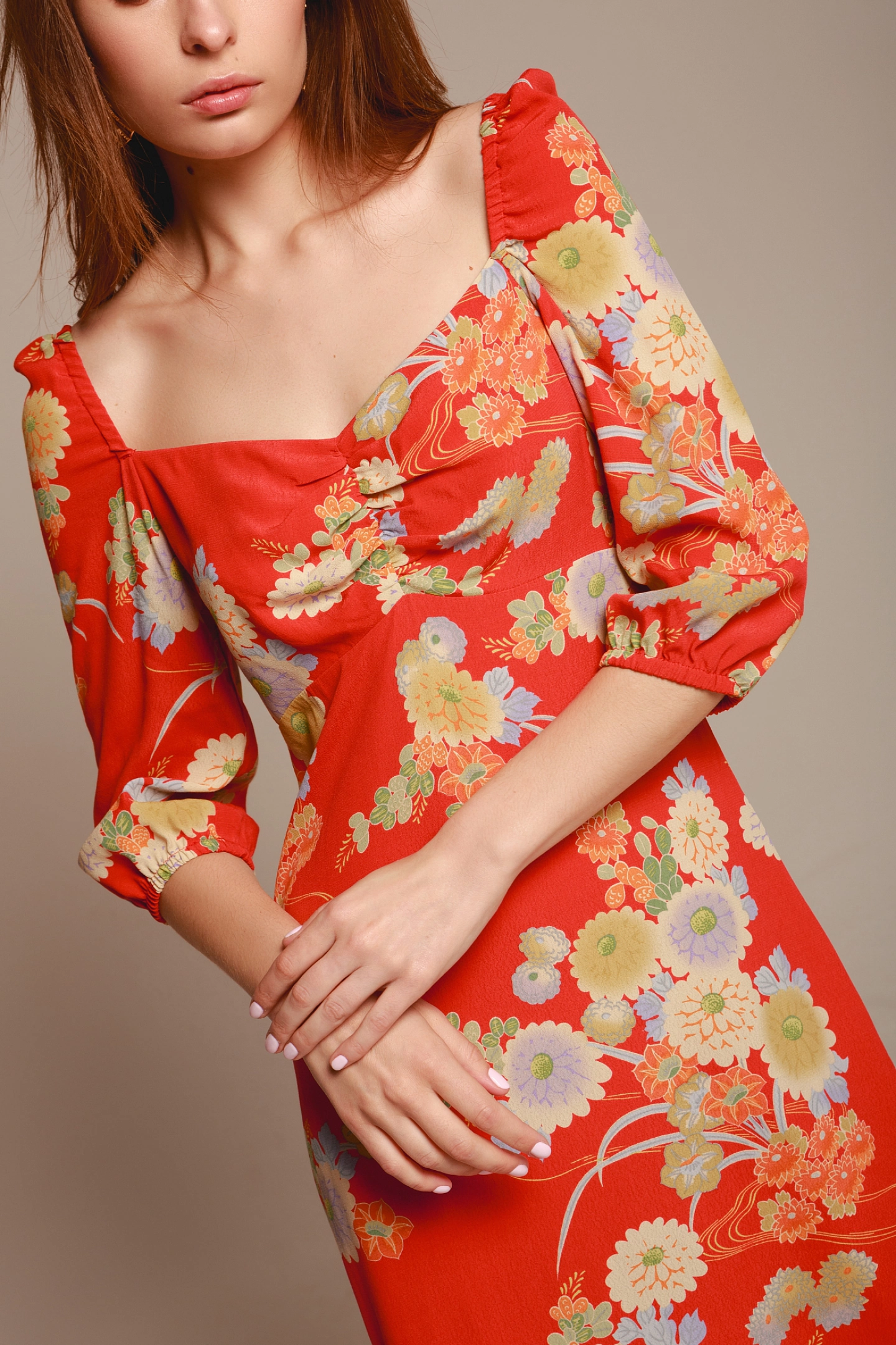 Платье с драпированным лифом