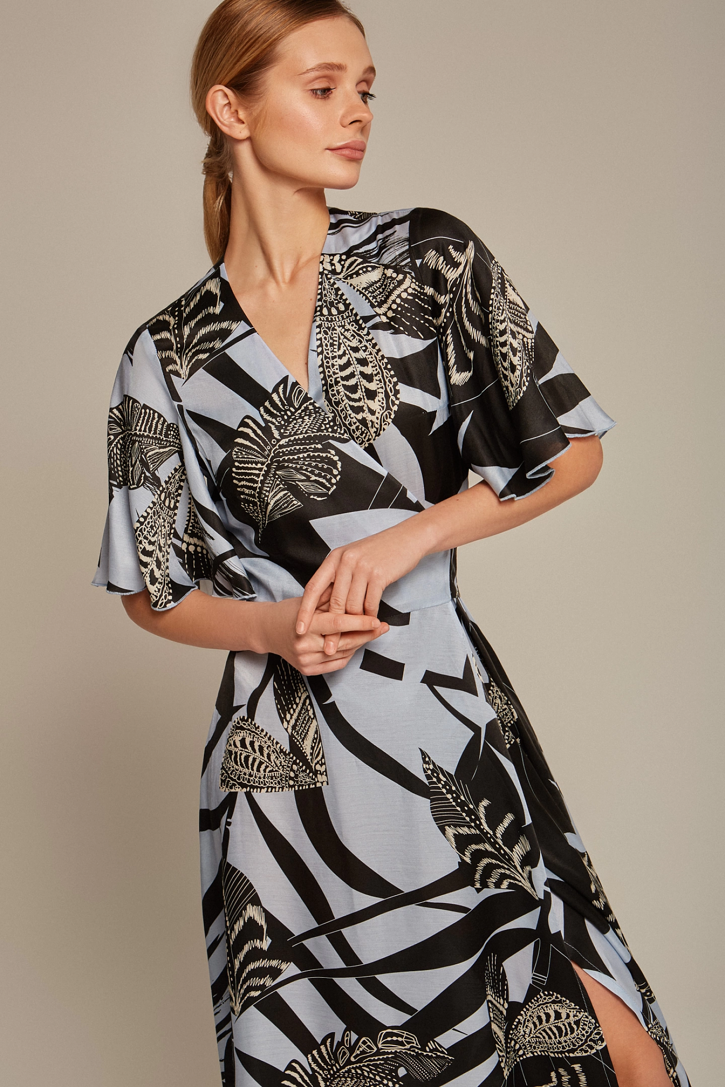 Платье на запах