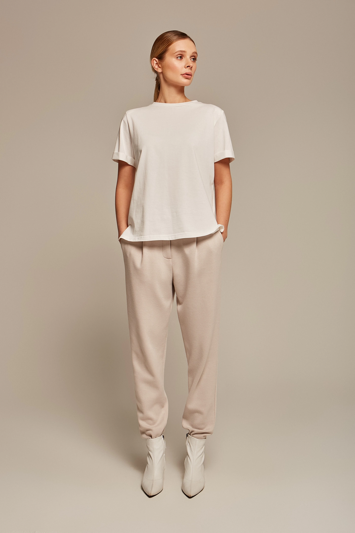 Брюки с защипами