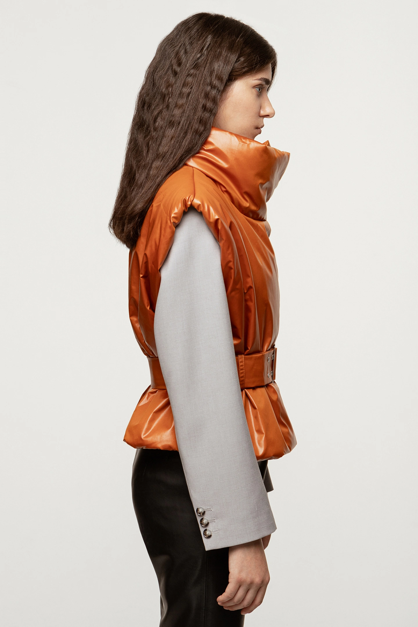 Жилет утеплённый