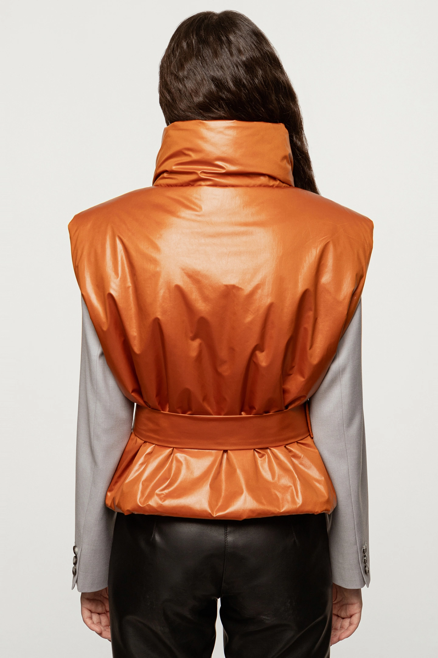 Жилет утеплённый