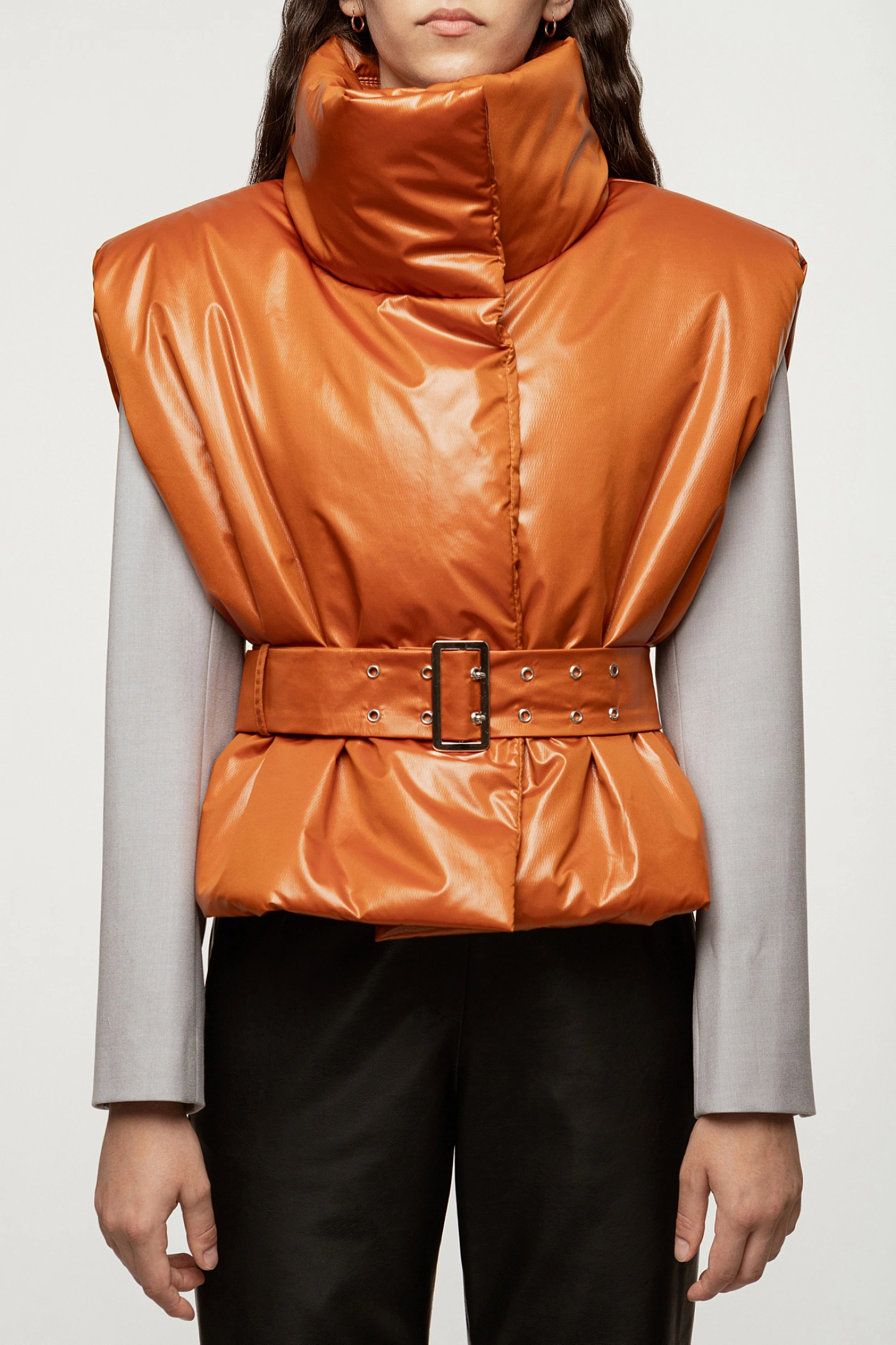 Жилет утеплённый