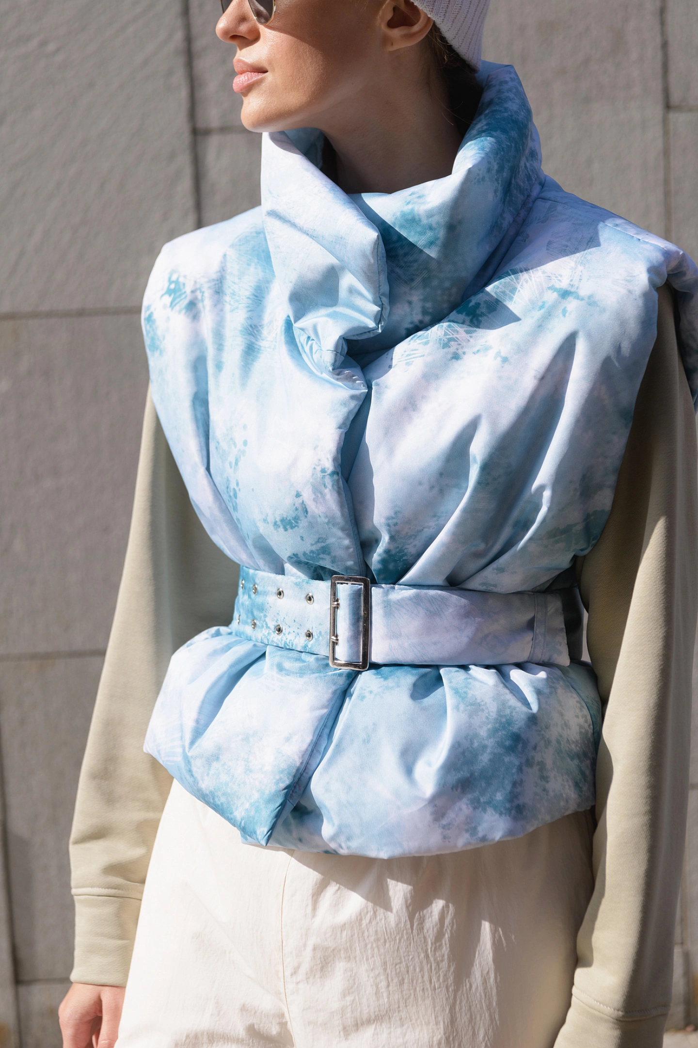 Жилет утеплённый