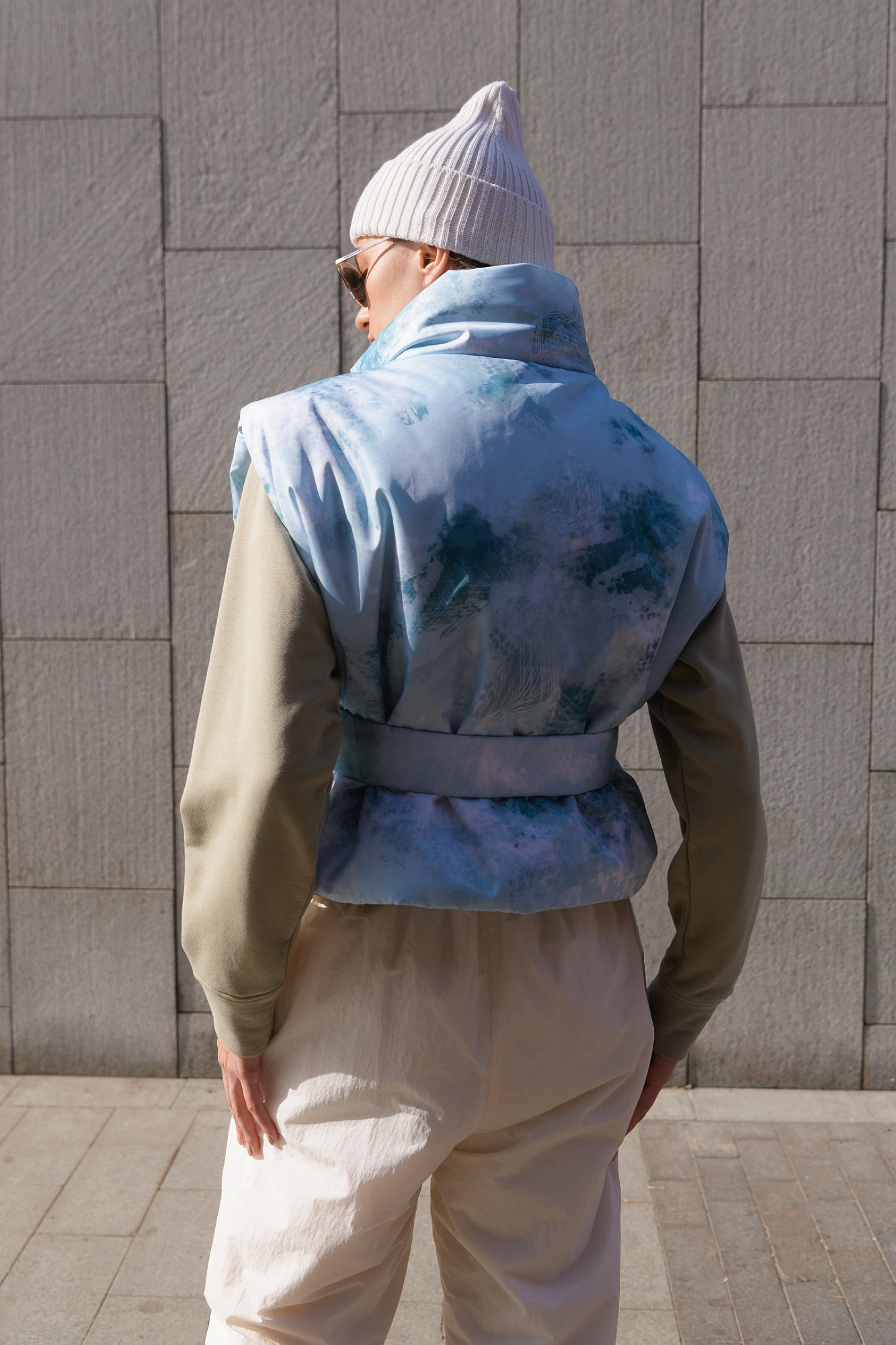 Жилет утеплённый