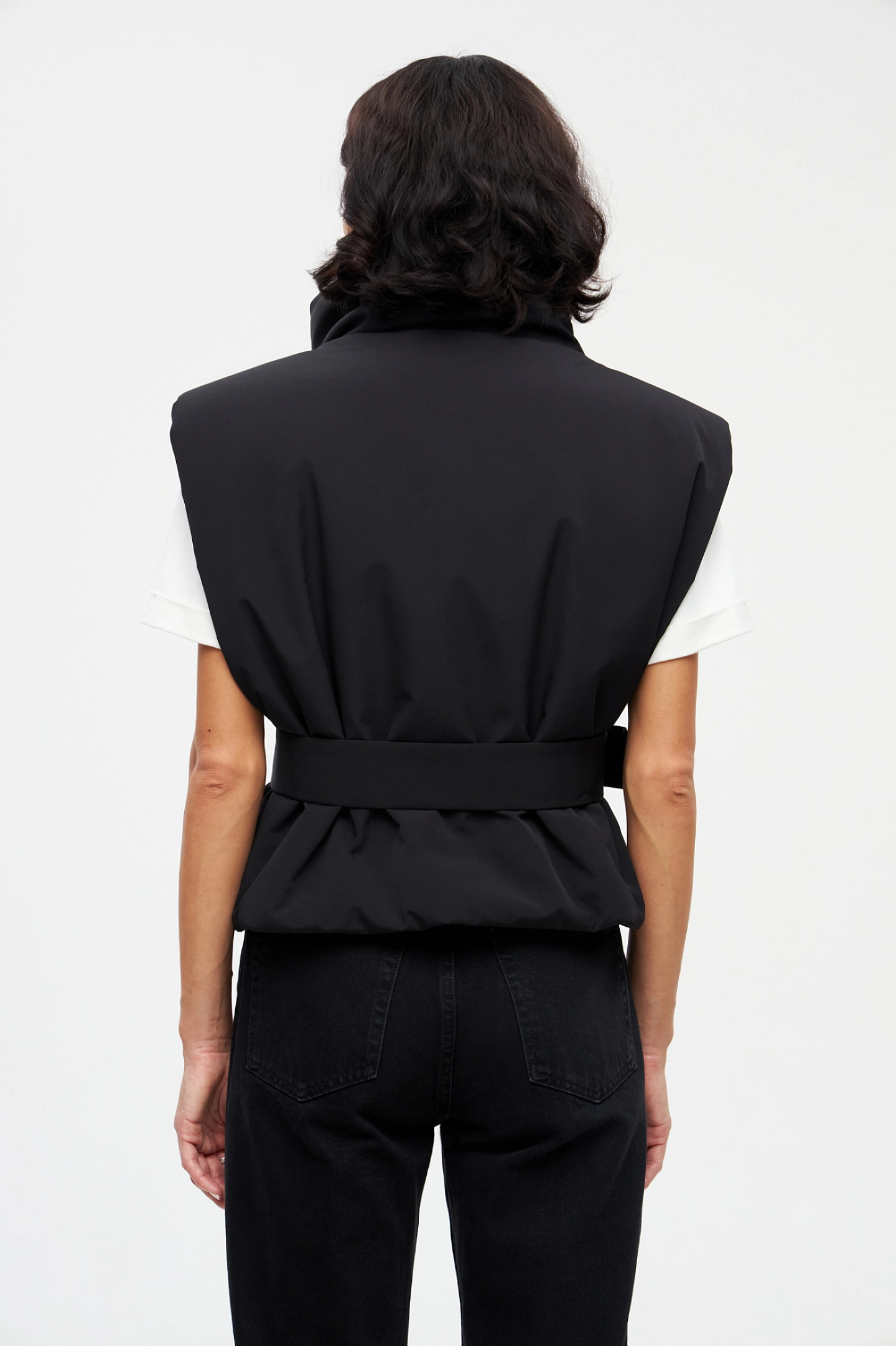 Жилет утеплённый