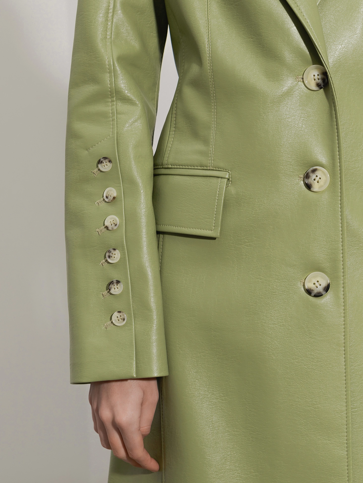 Жакет - тренч из эко-кожи