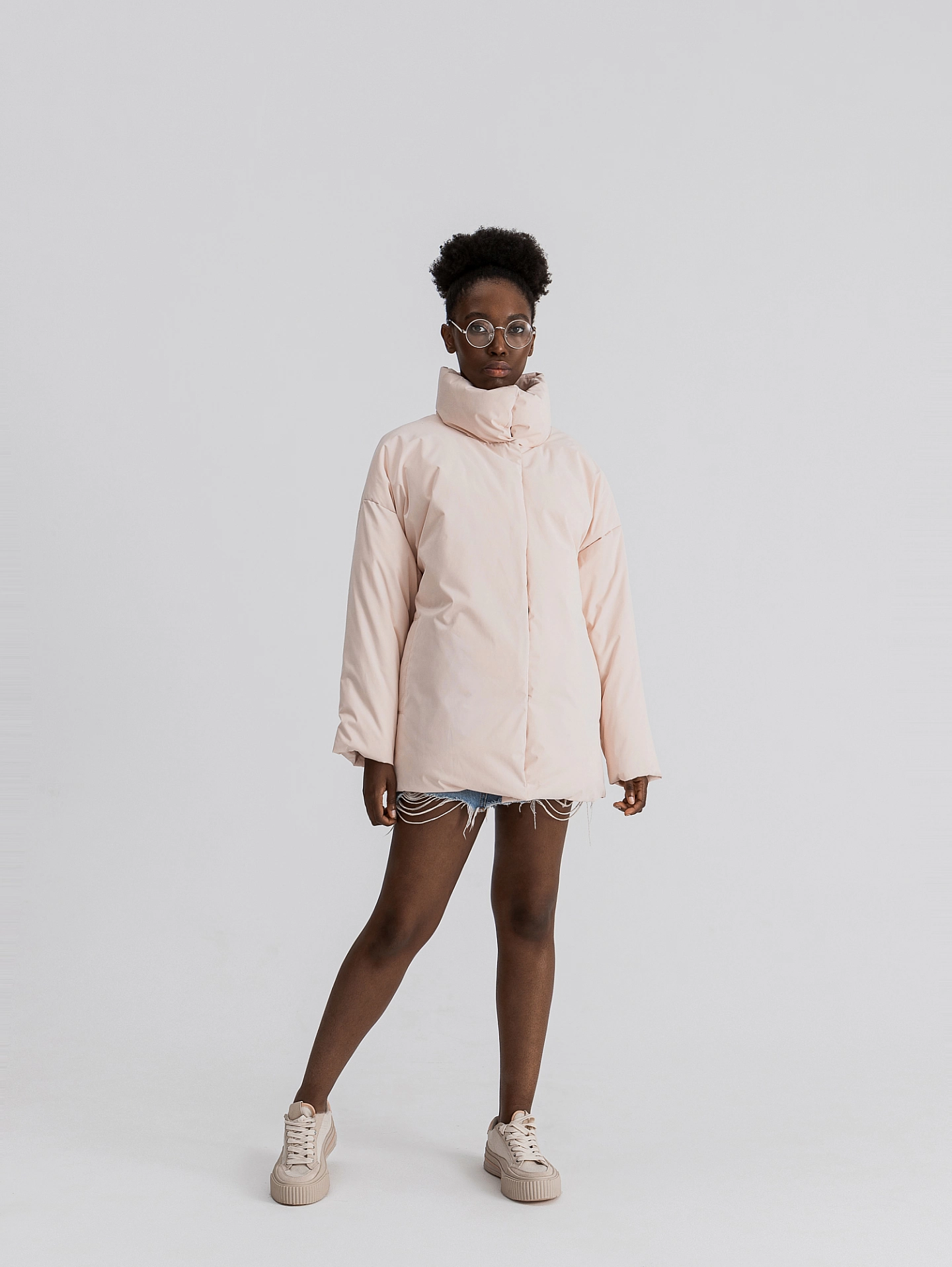 Пуховик короткий со стойкой