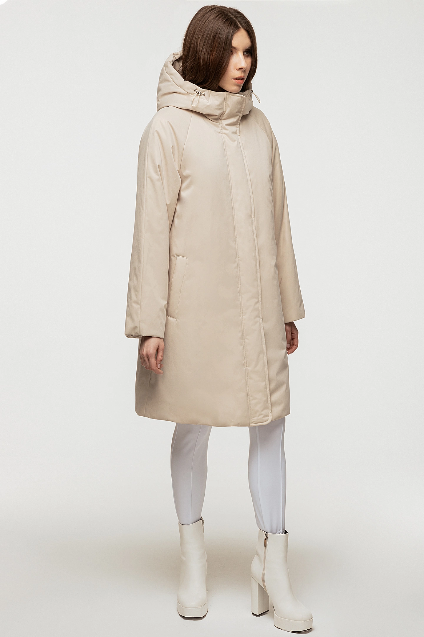 Куртка утеплённая с капюшоном