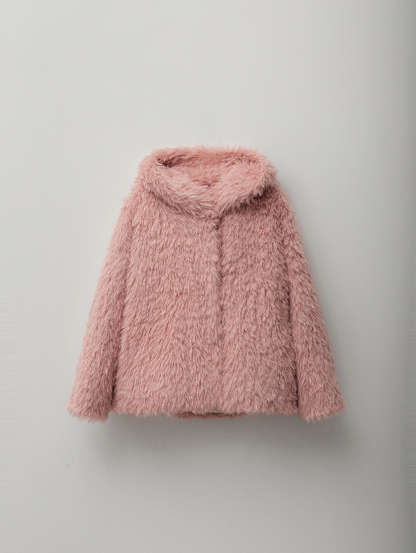 Куртка меховая с капюшоном