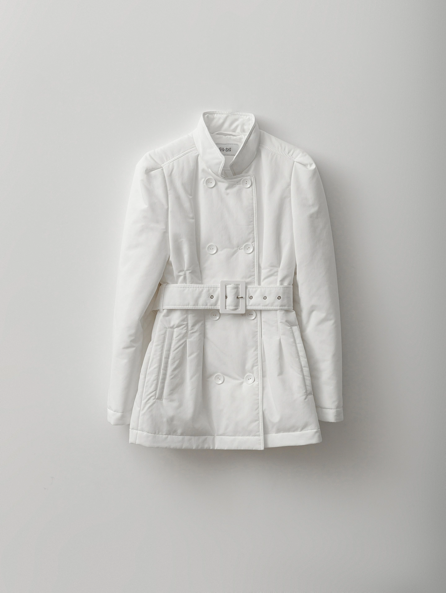 Куртка с объёмными рукавами