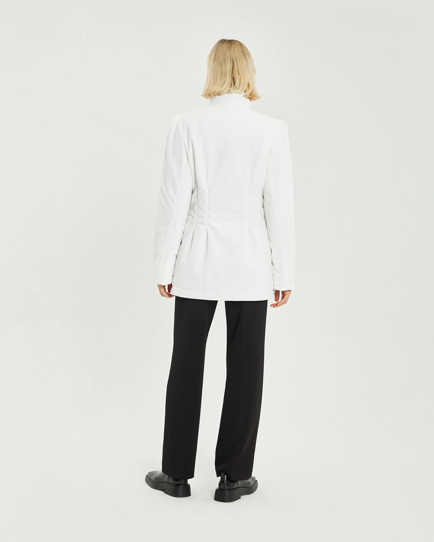 Куртка с объёмными рукавами