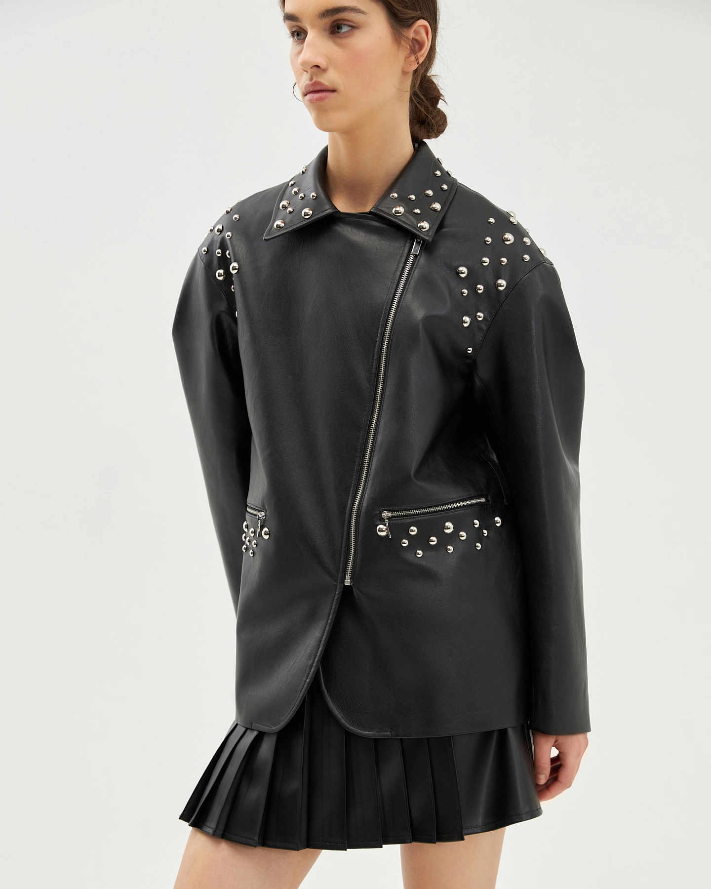 Куртка утеплённая с клёпками