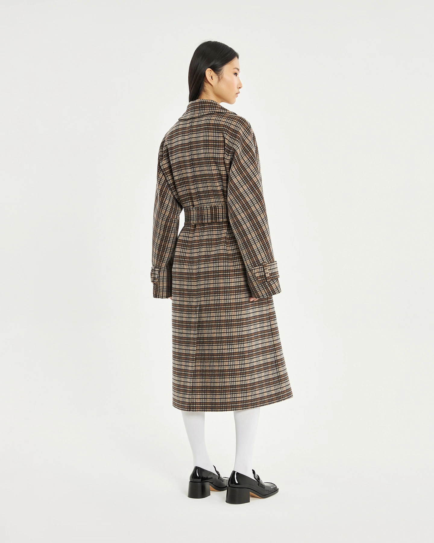 Пальто с цельнокроеным рукавом