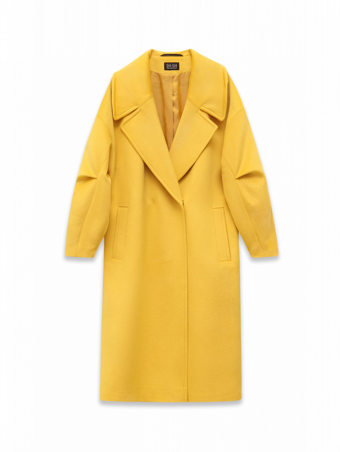 Пальто с широким воротником