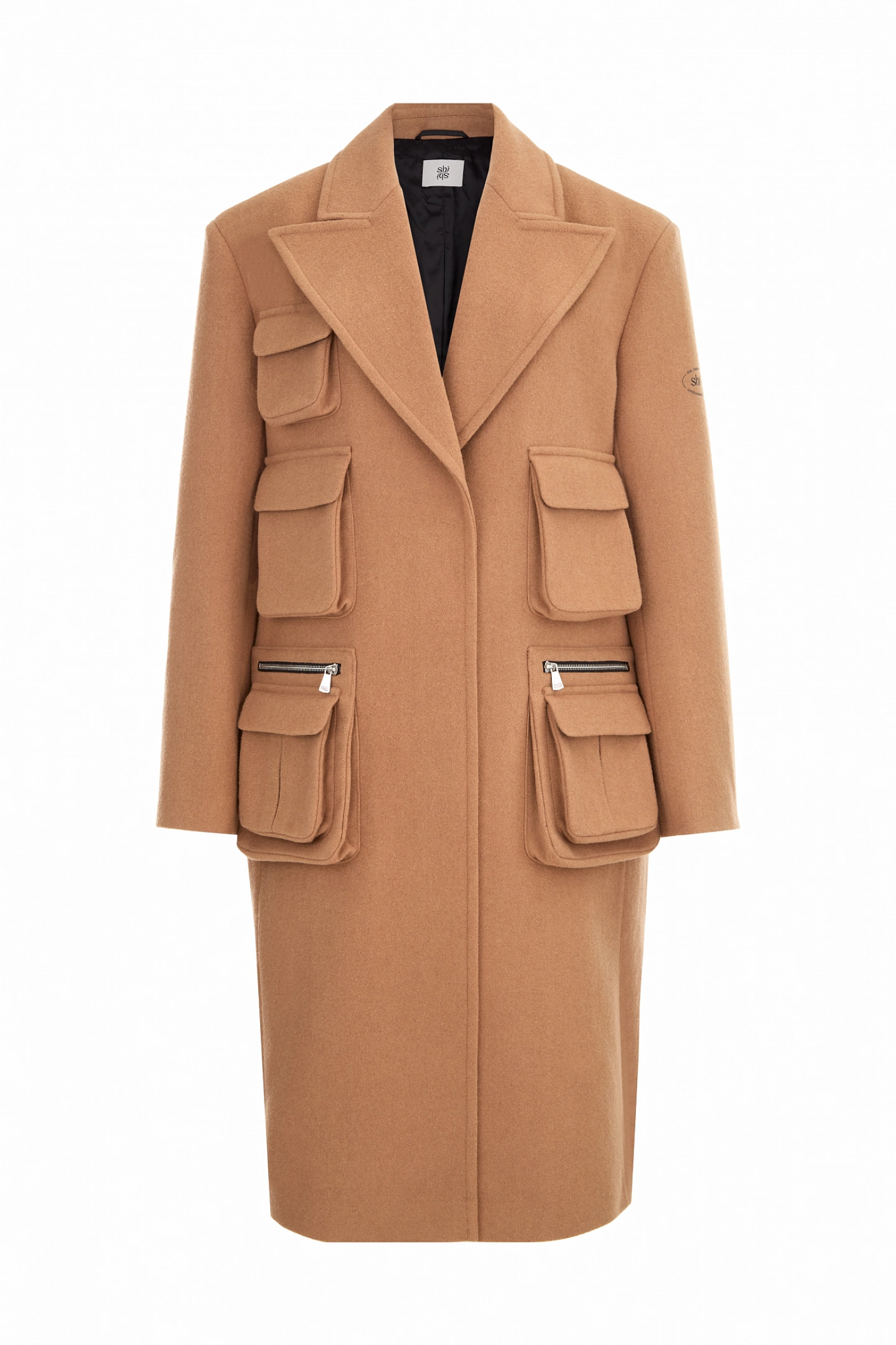 Men's cut coat with voluminous pockets