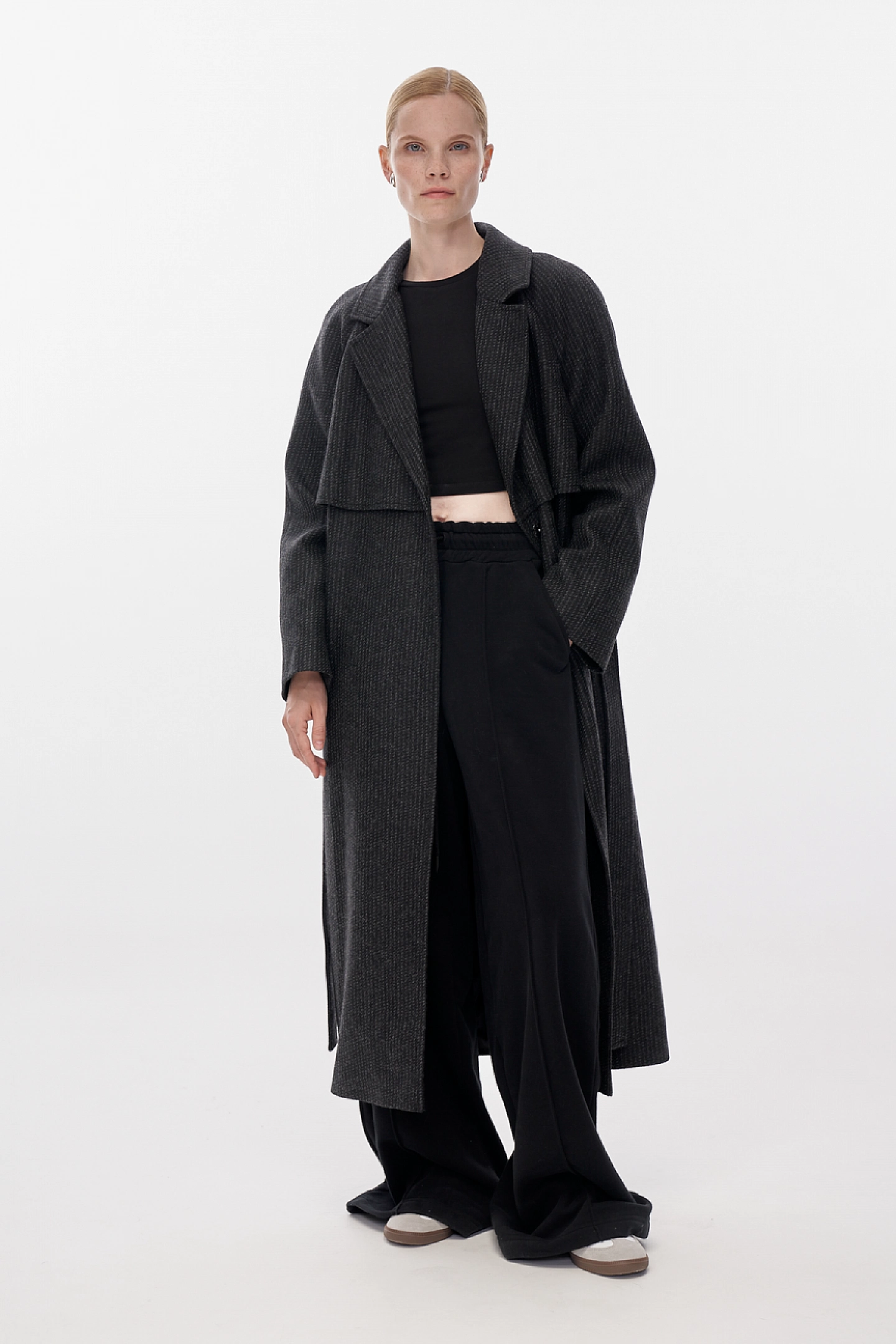 Raglan coat with yokes