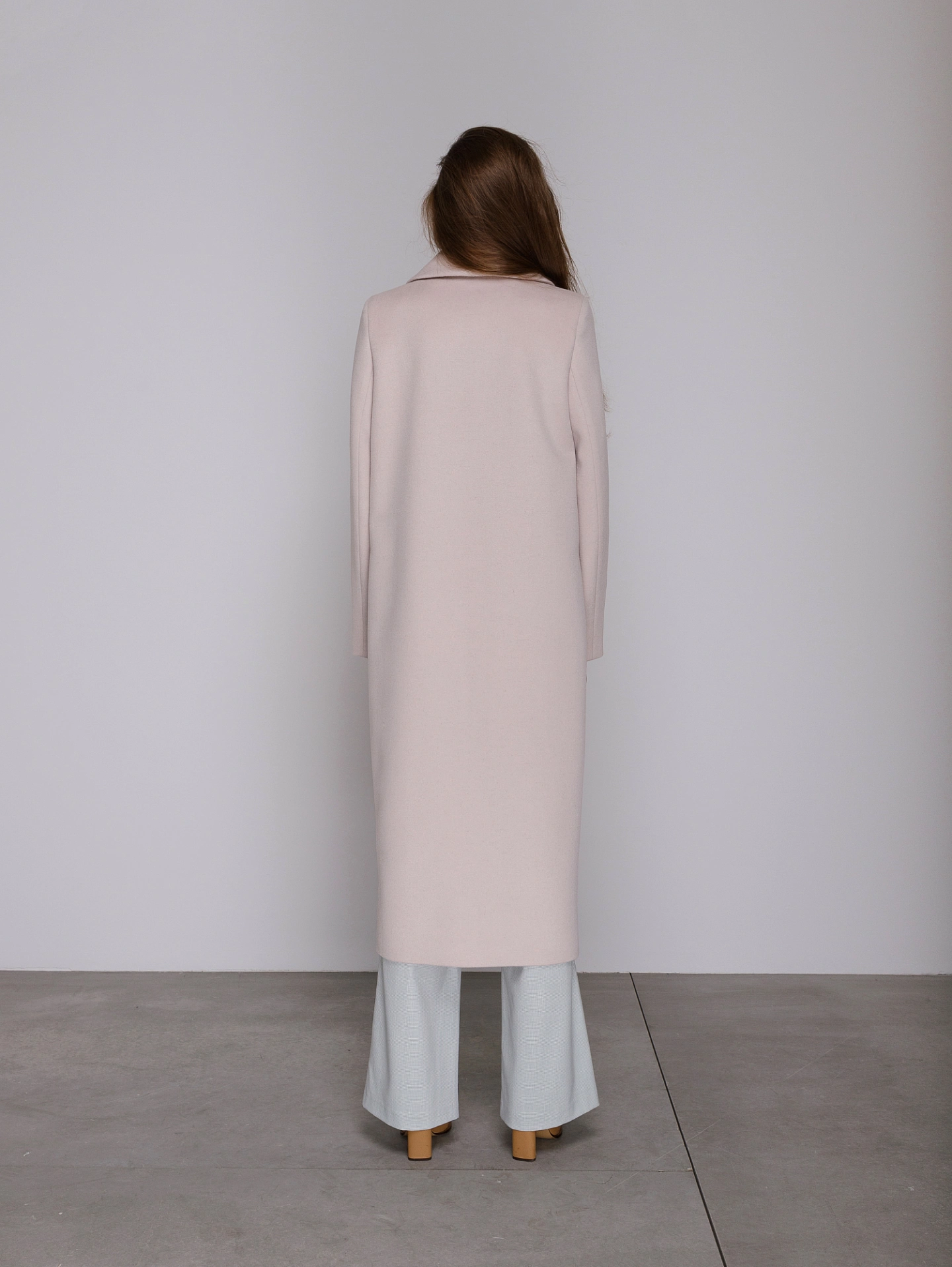 Пальто - халат с втачным рукавом