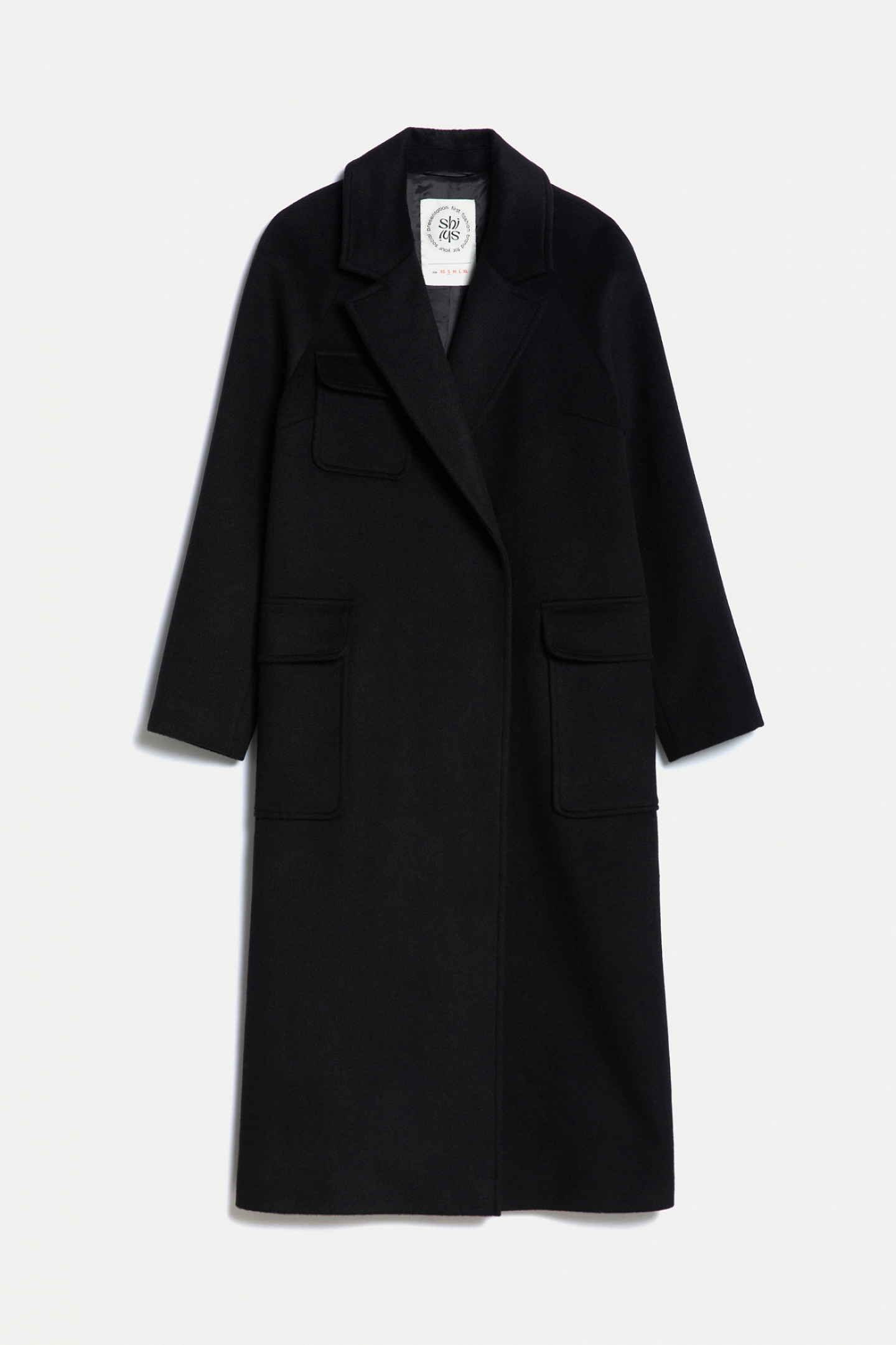 Пальто реглан с накладными карманами