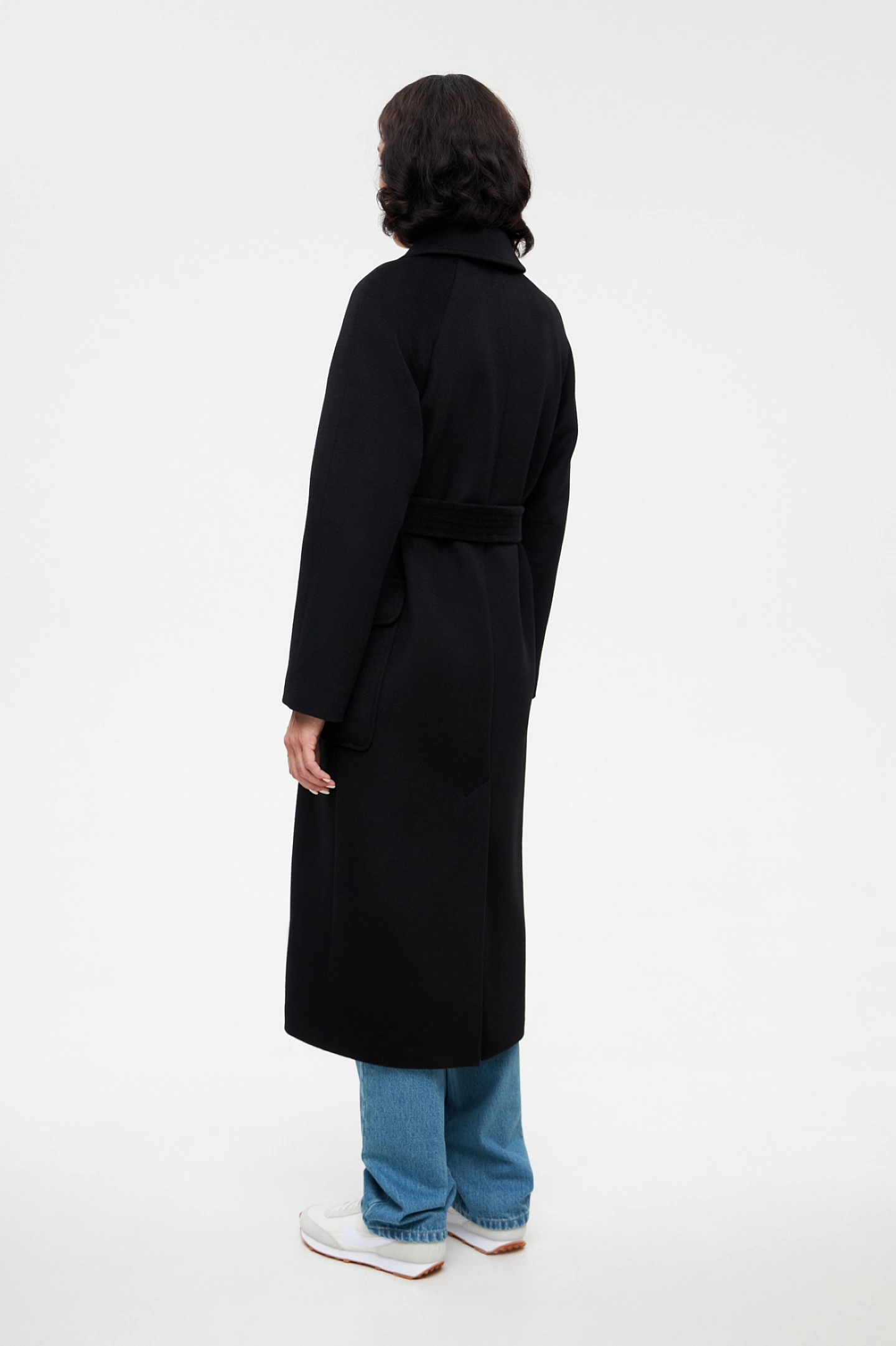 Пальто реглан с накладными карманами
