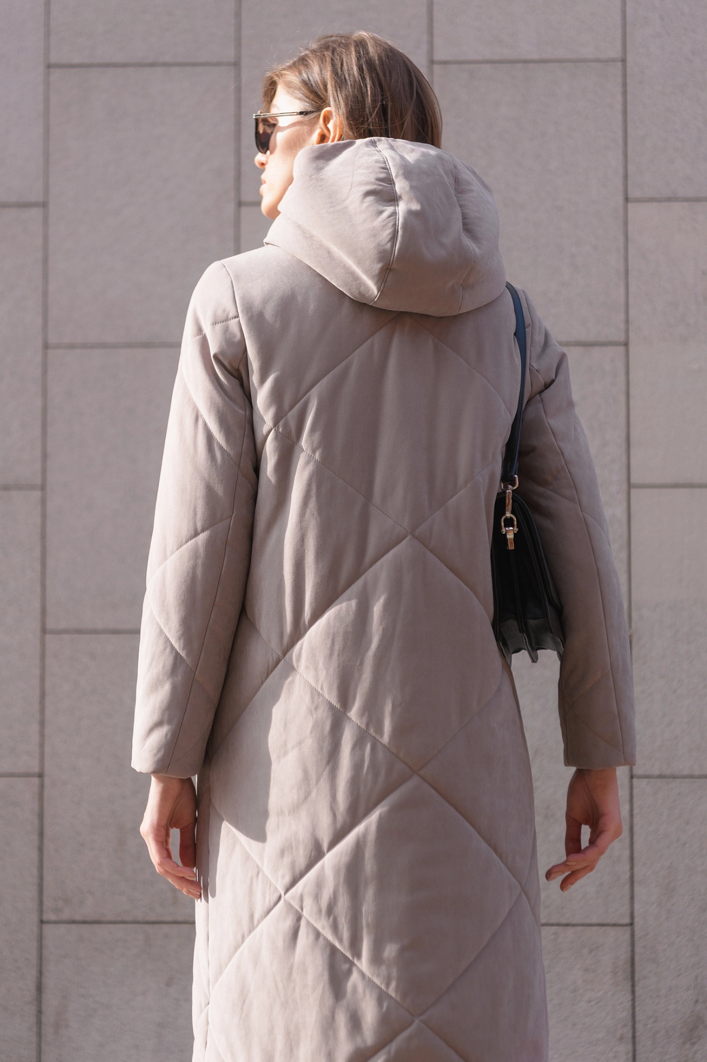 Пальто стёганное прямое с капюшоном