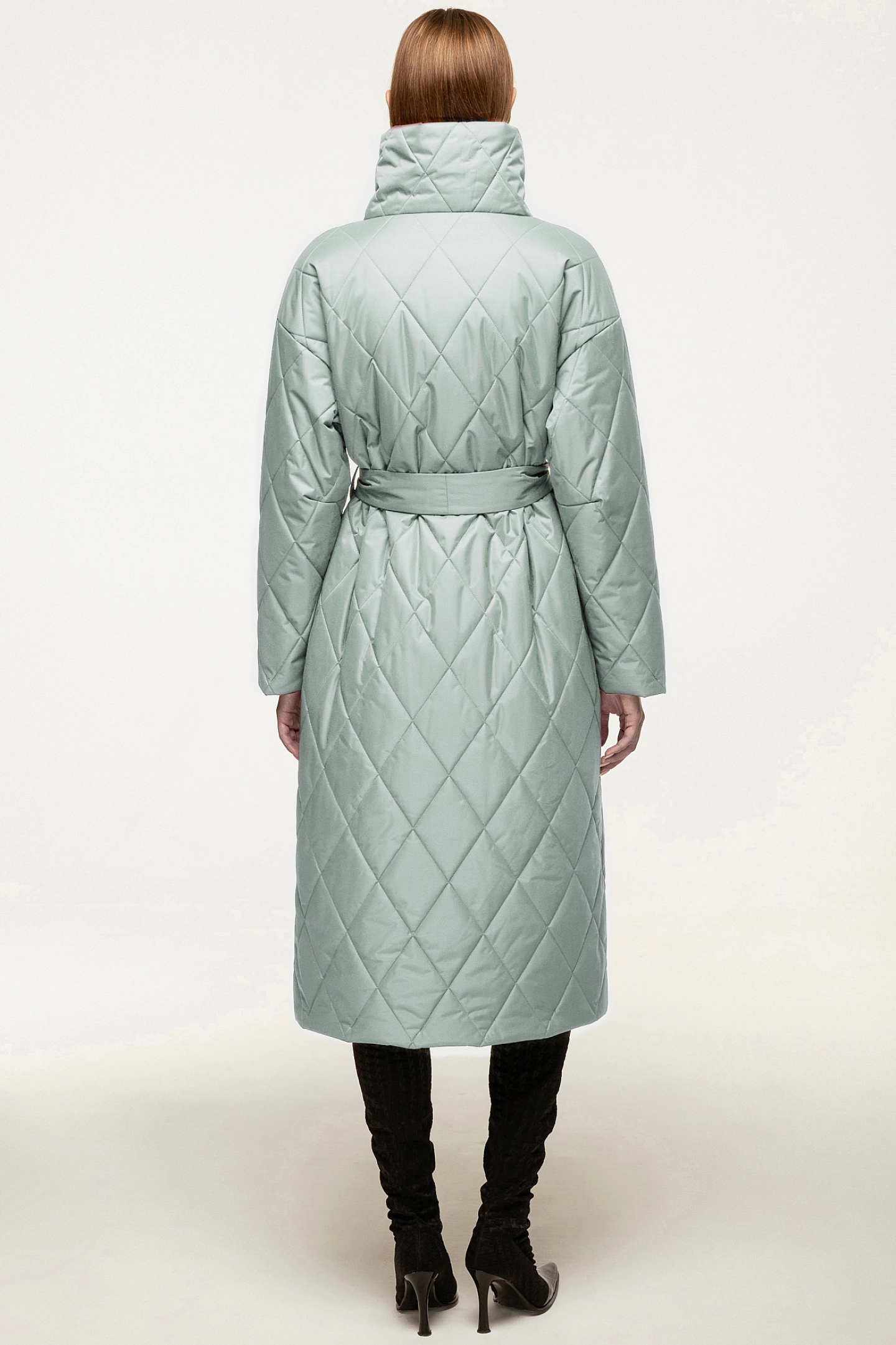 Stand-collar quilted coat