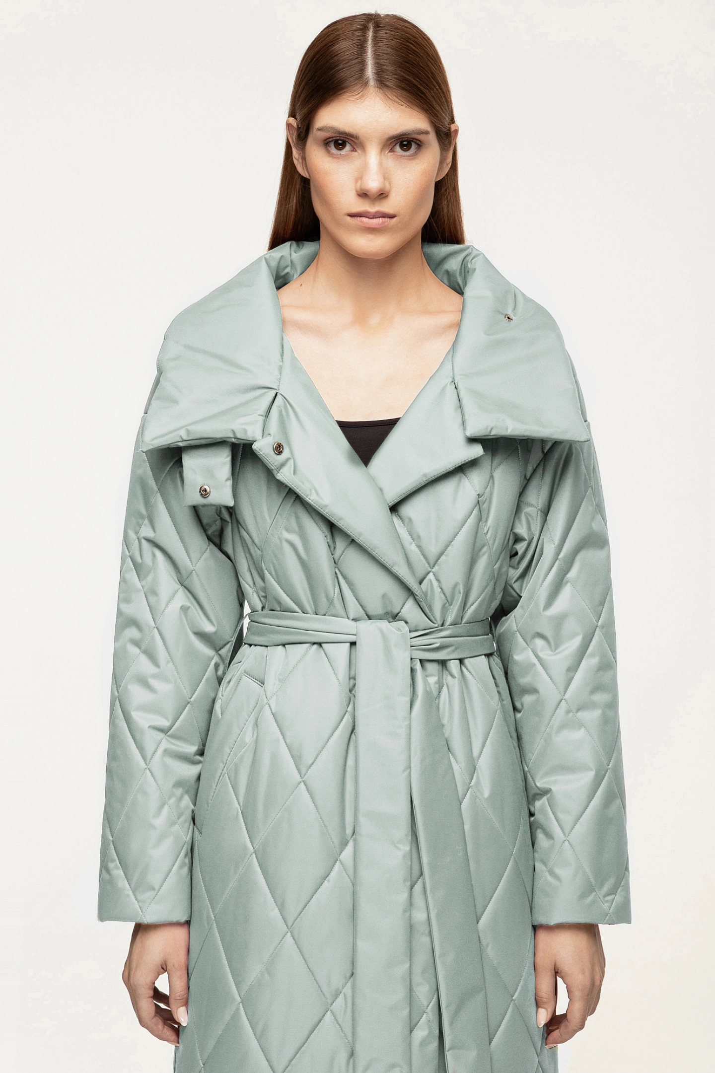 Stand-collar quilted coat