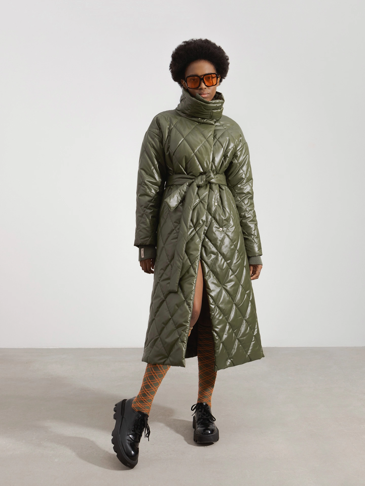 Пальто стеганное со стойкой