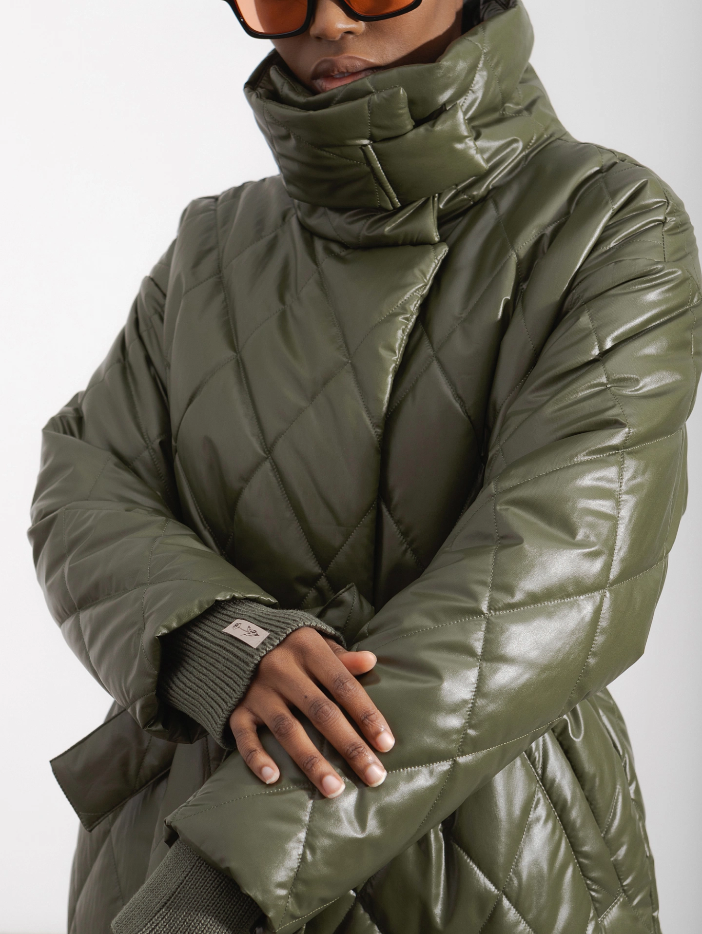 Пальто стеганное со стойкой