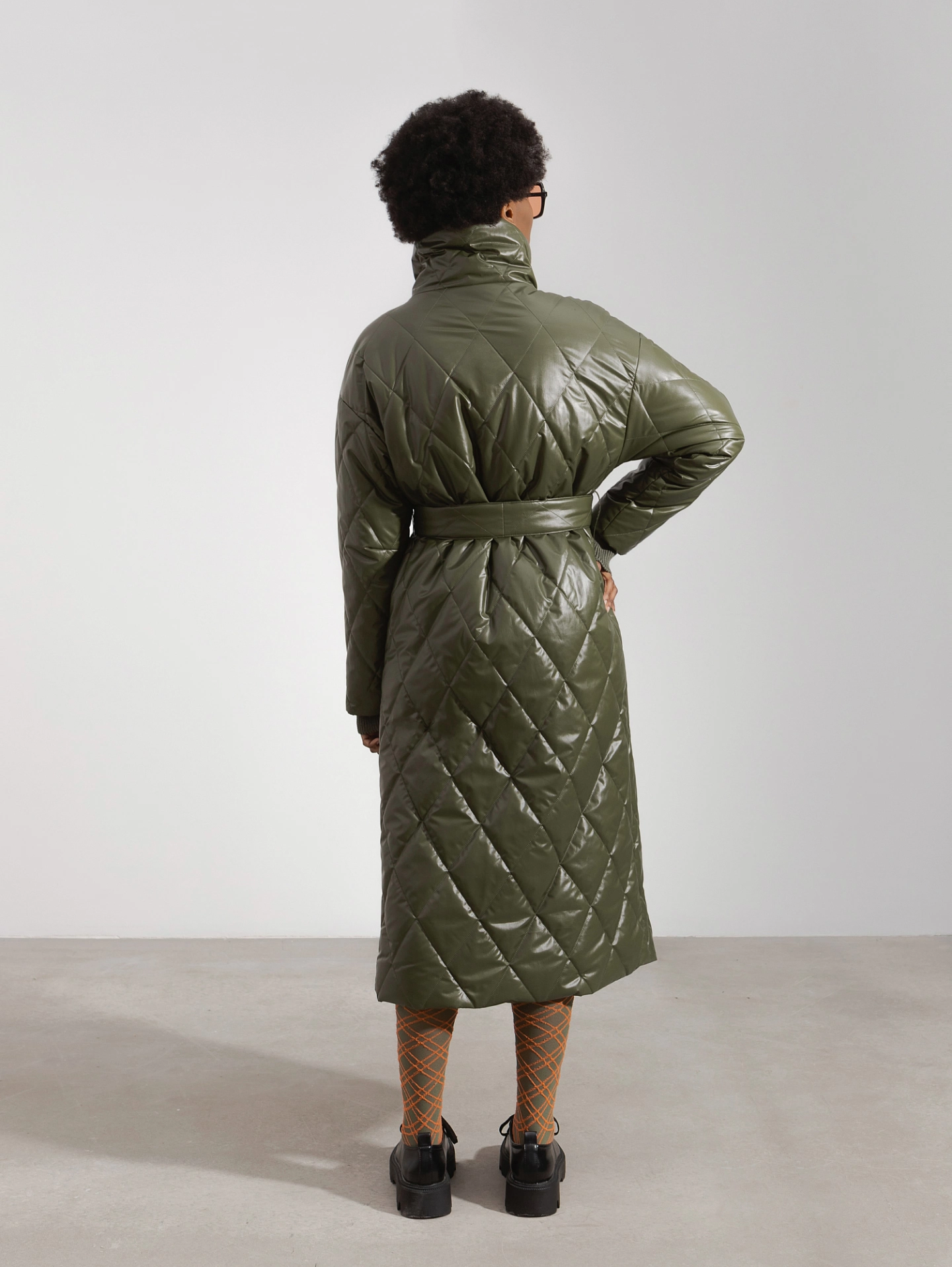 Пальто стеганное со стойкой