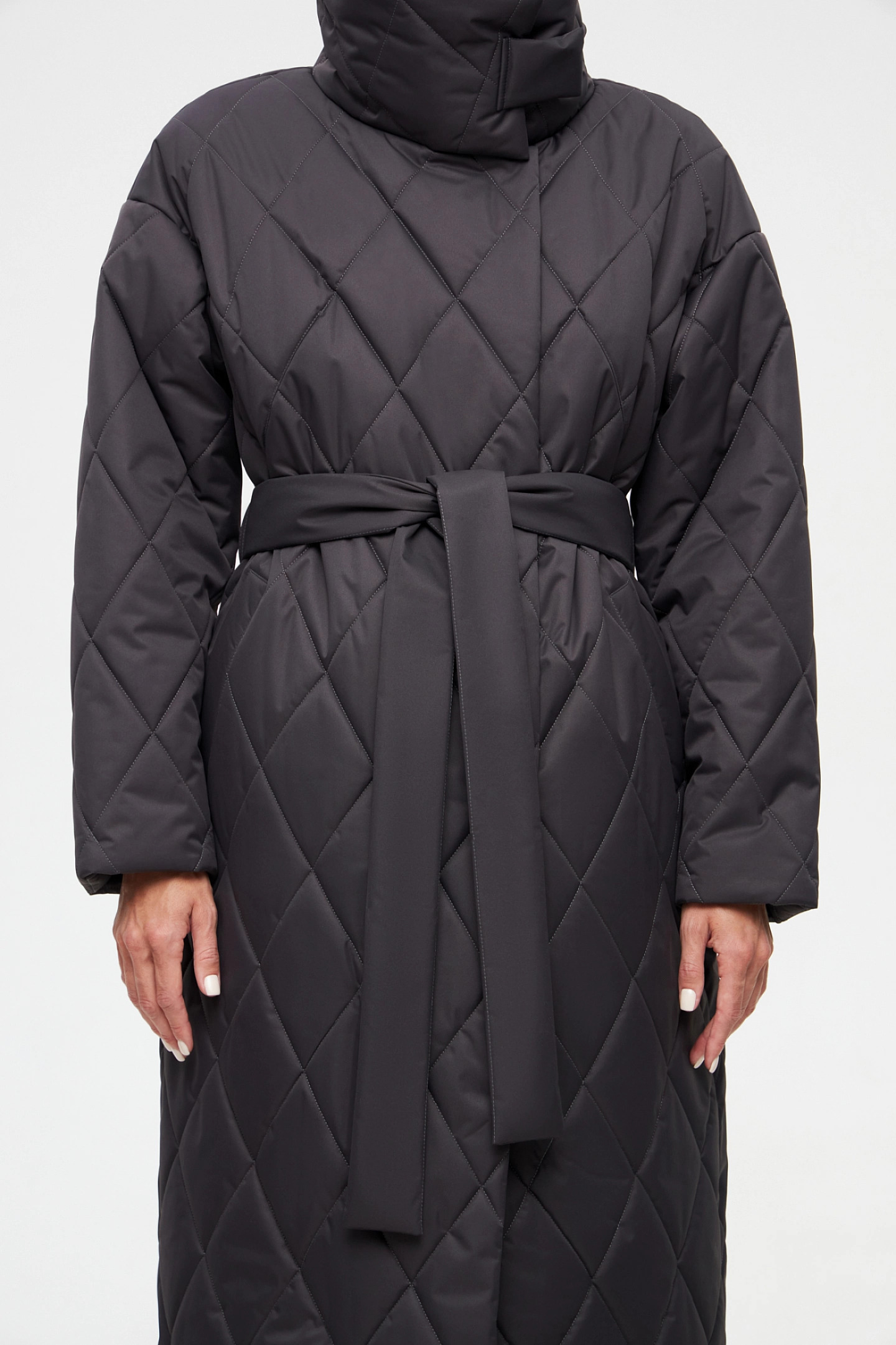 Пальто стеганное со стойкой