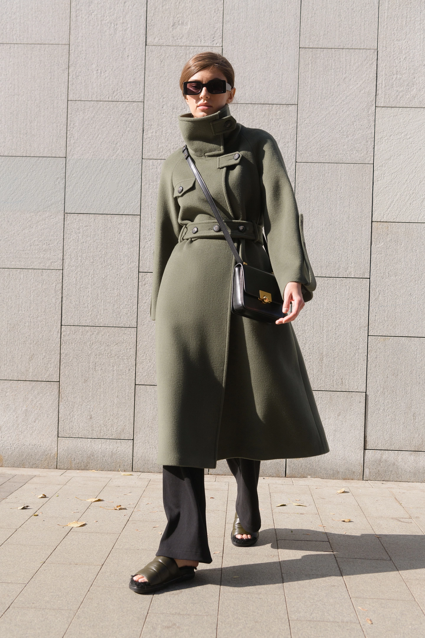 Пальто реглан со стойкой