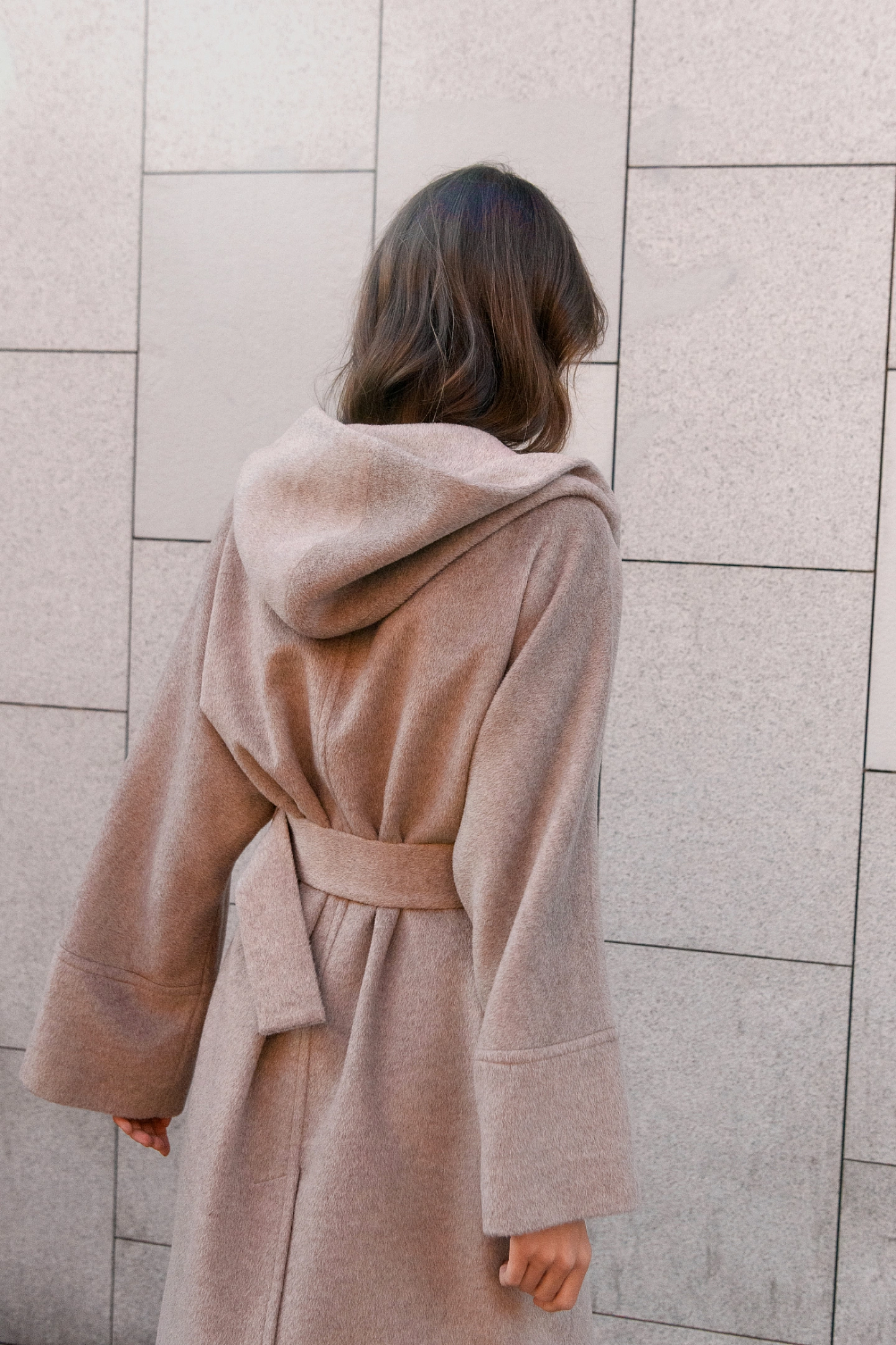 Пальто оверсайз с капюшоном