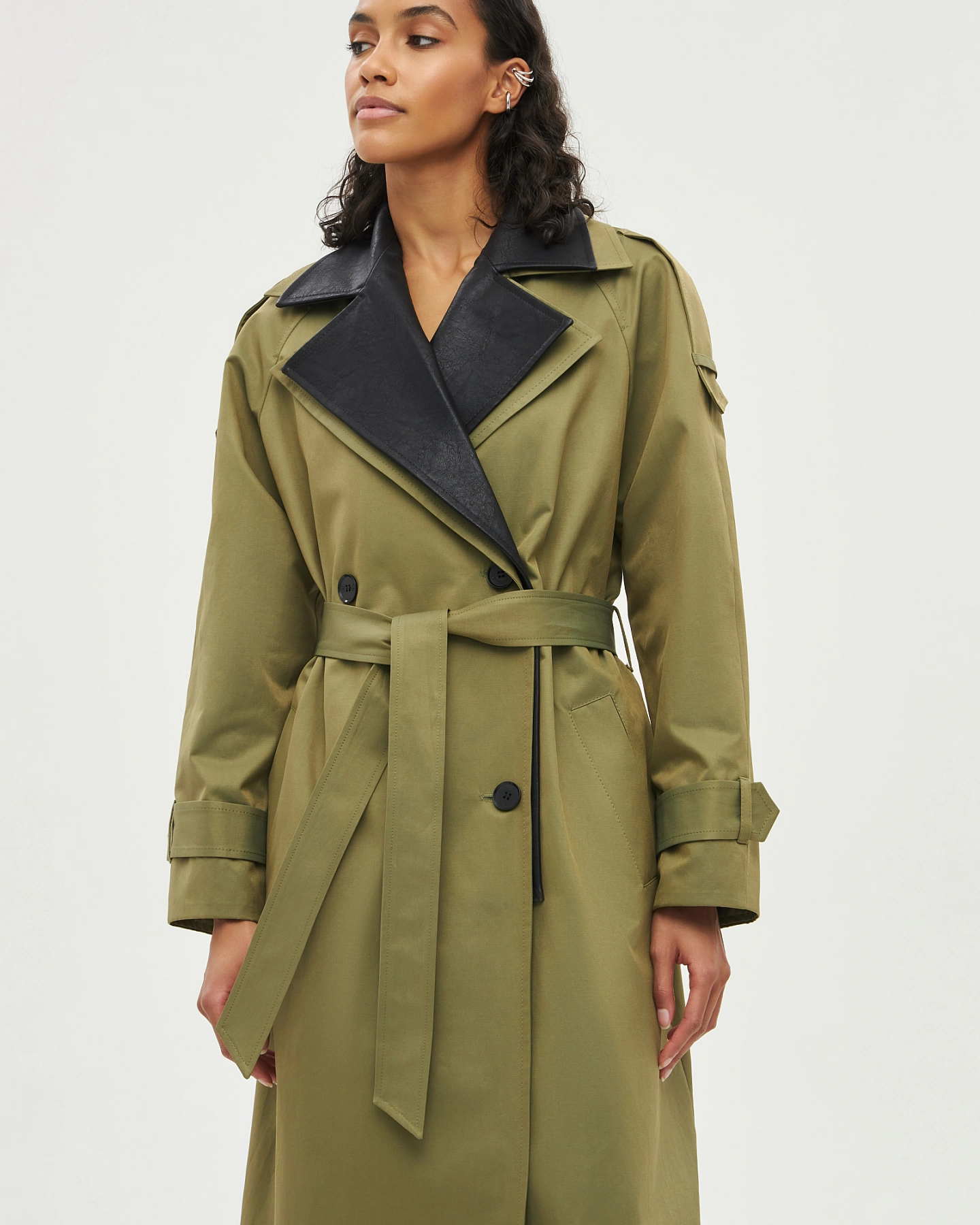 Oversized trench coat with removable trim