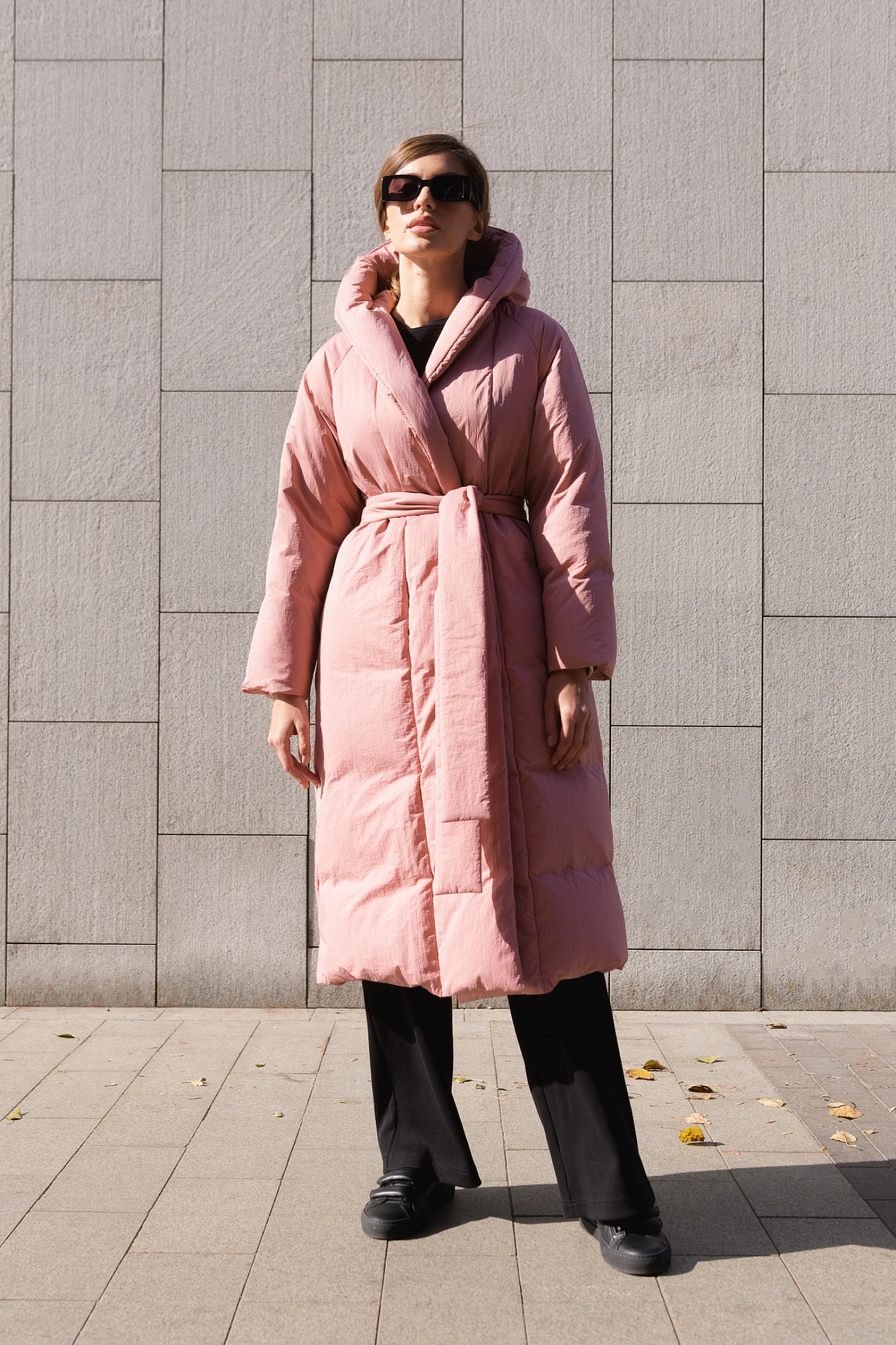 Пуховик длинный с капюшоном