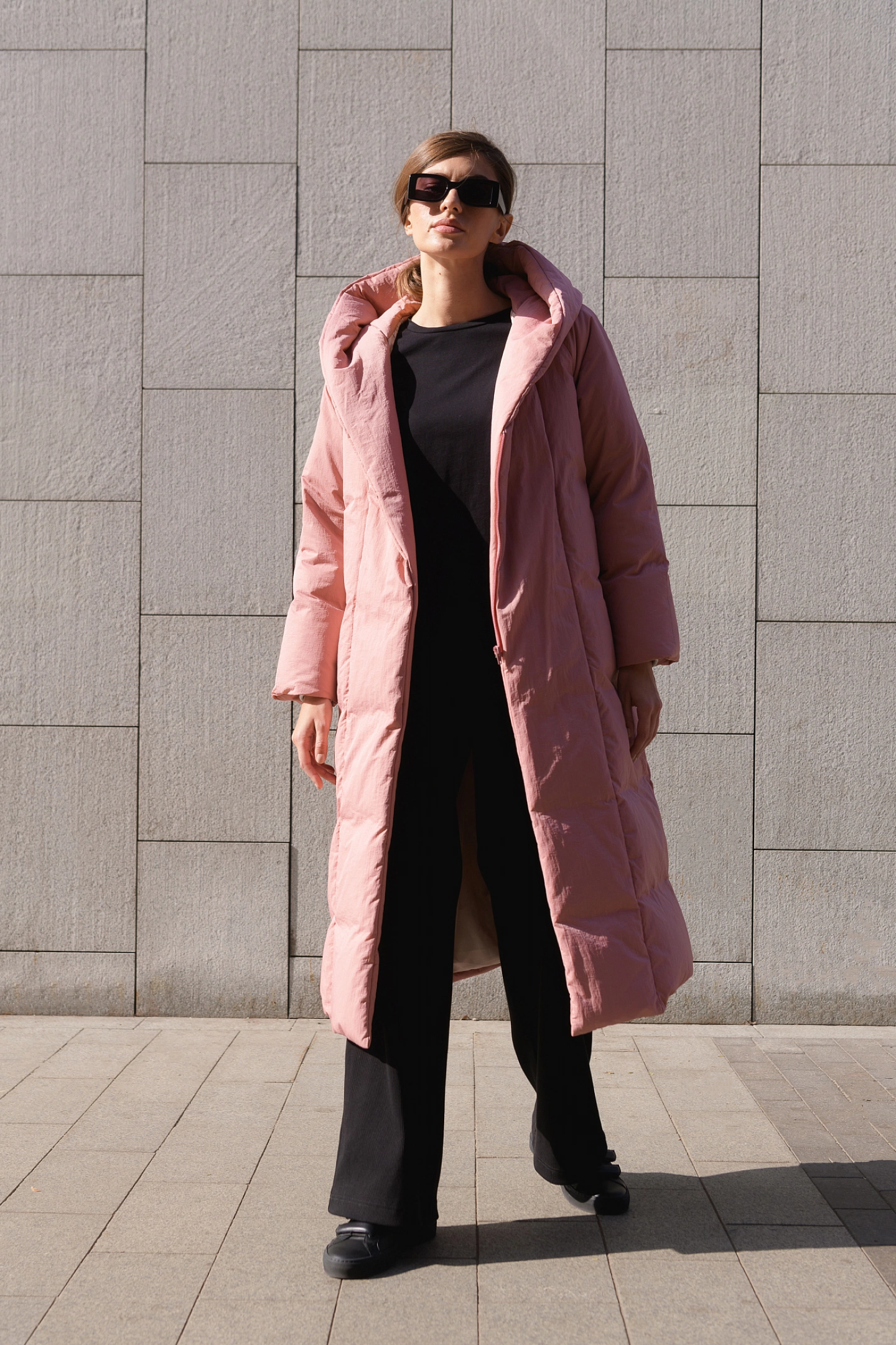 Пуховик длинный с капюшоном