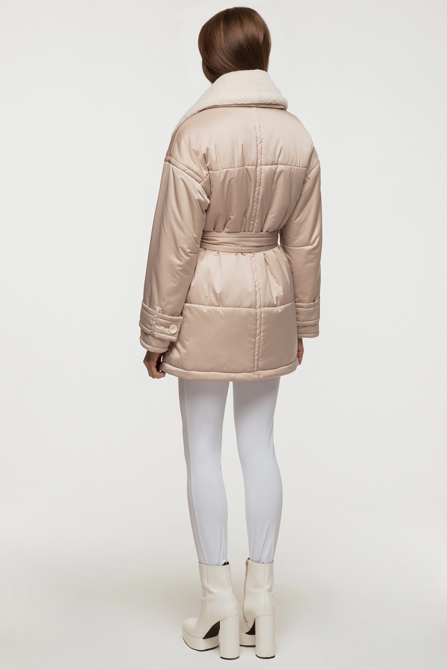 Пуховик стёганый со съёмным воротником укороченный