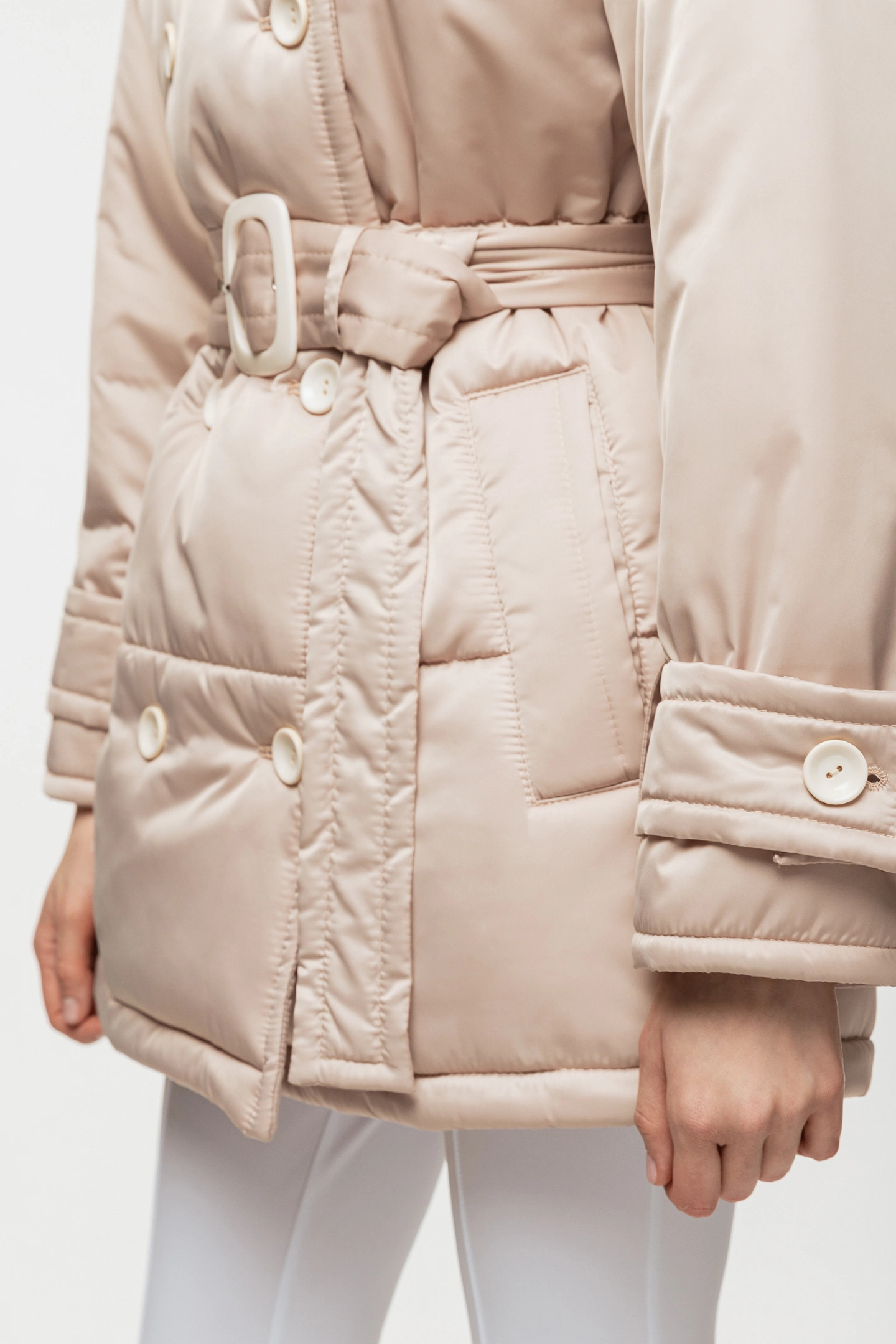 Пуховик стёганый со съёмным воротником укороченный