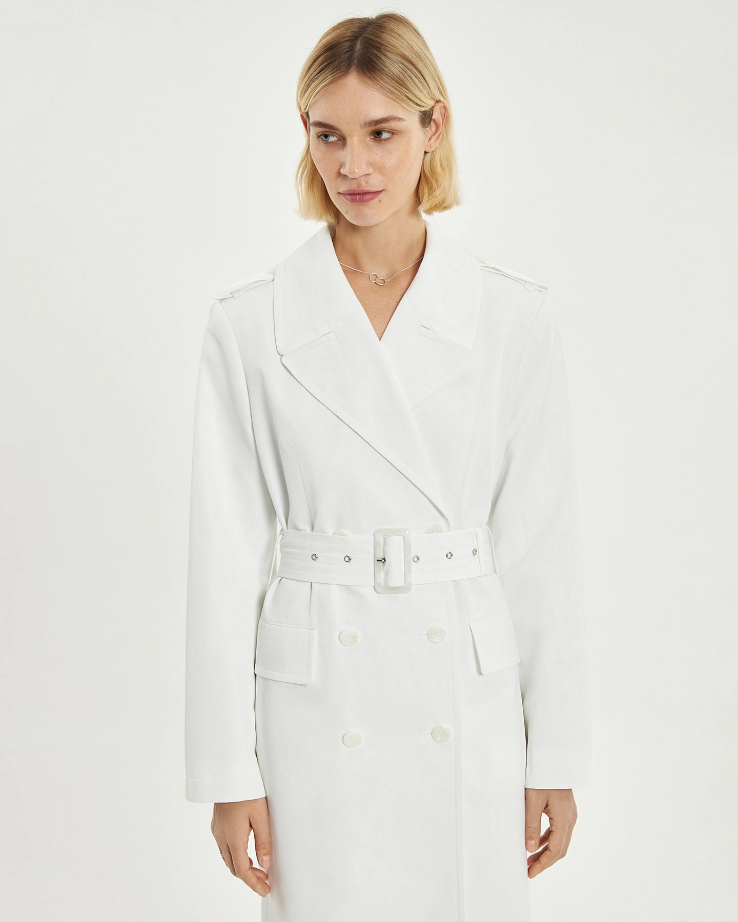 Тренч прямого кроя