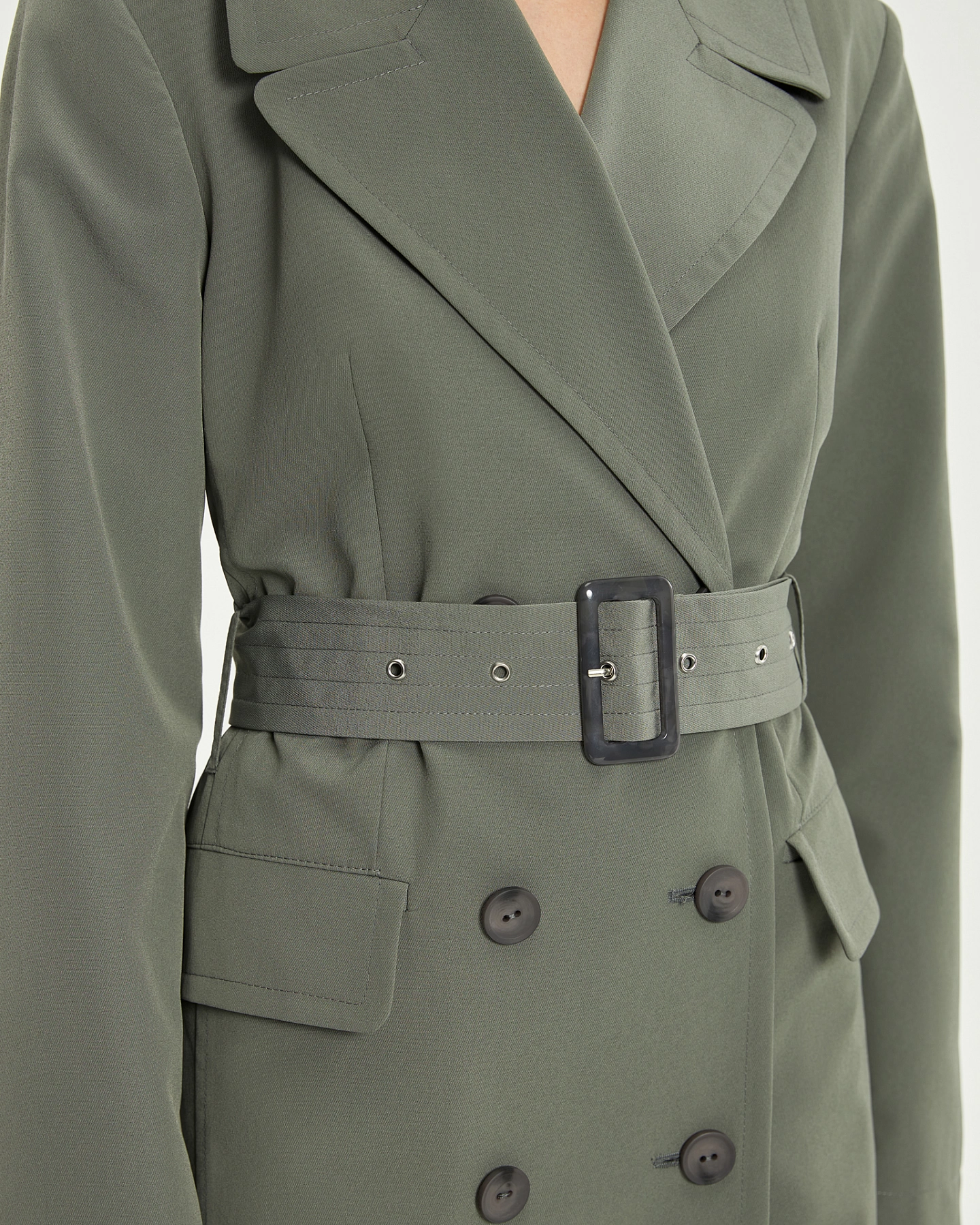 Тренч прямого кроя