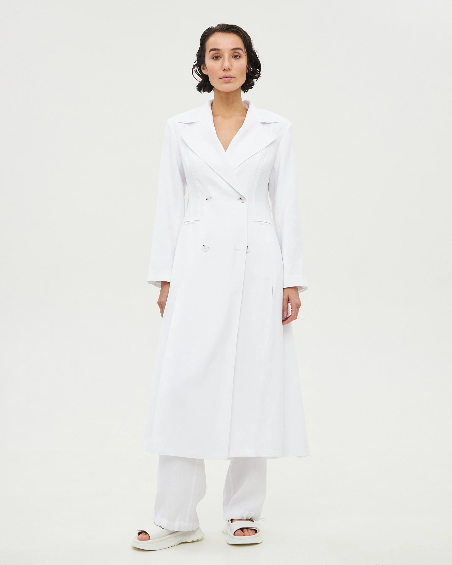 Тренч приталенный из лёгкой ткани