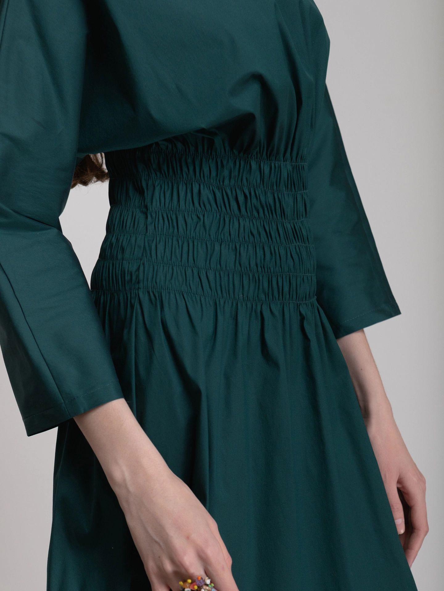 Платье с резинками