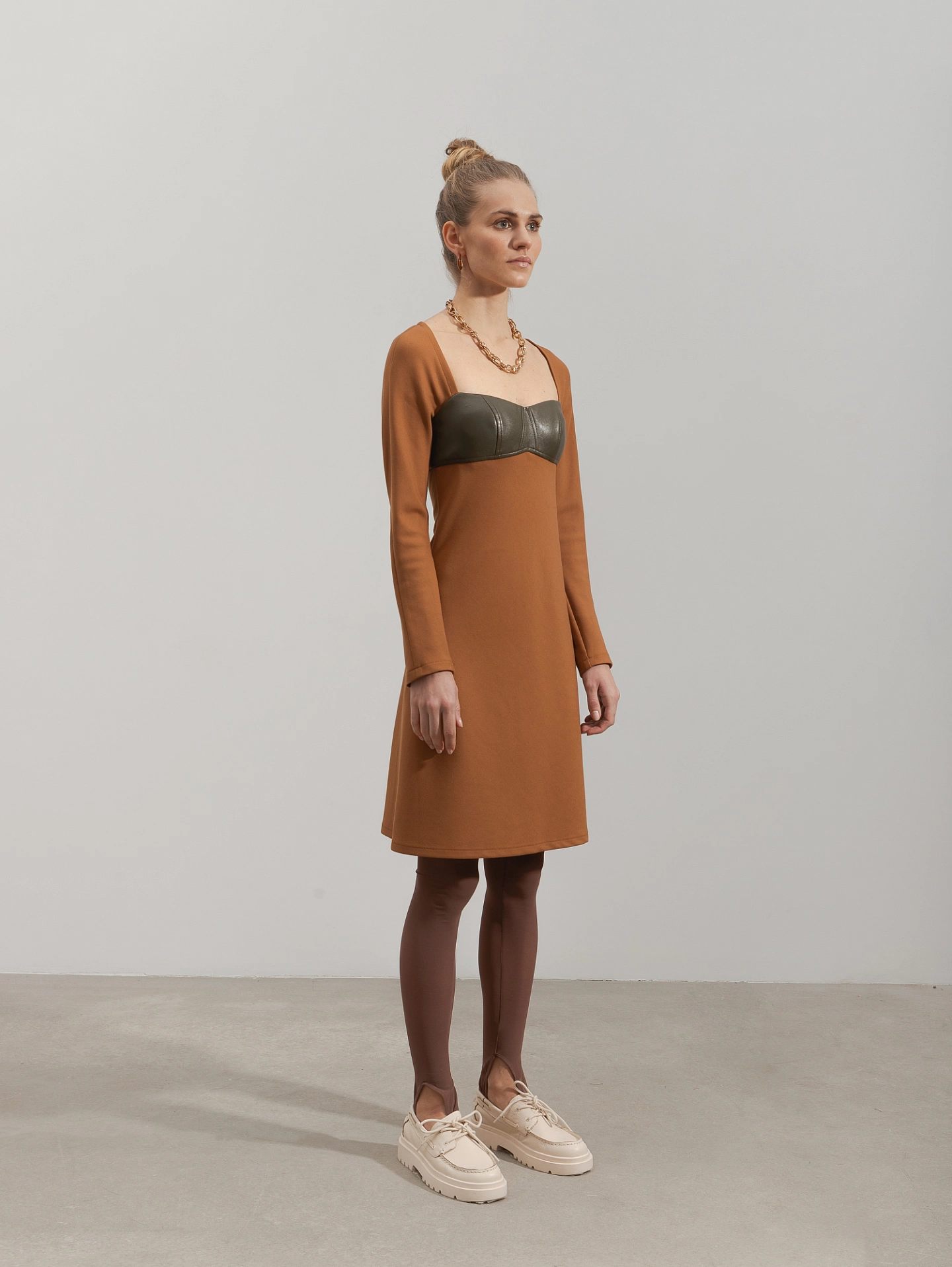 Платье А-силуэта